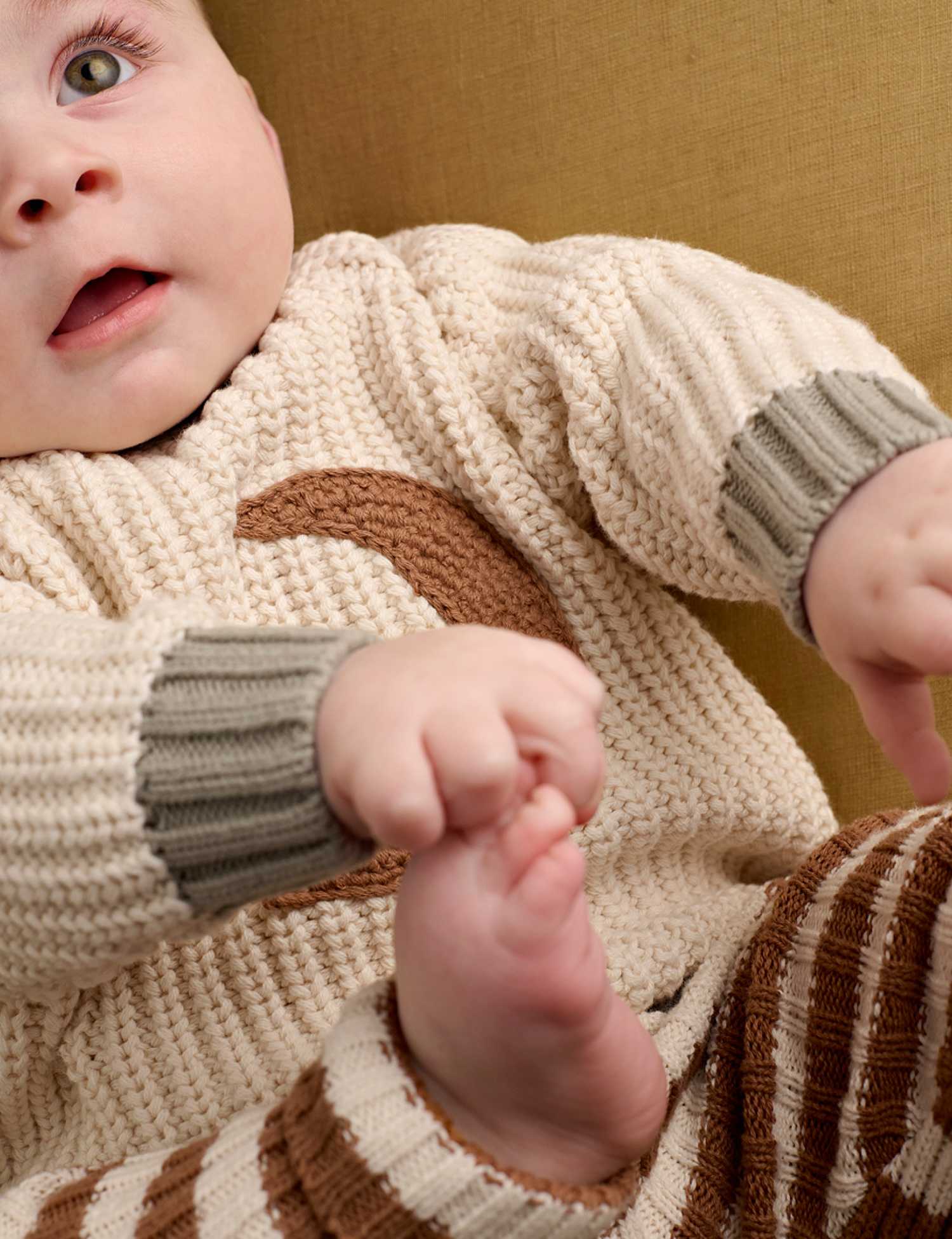 Mamas & Papas 2 Piece Pure Cotton Knitted Outfit (0-24 Mths) Multi