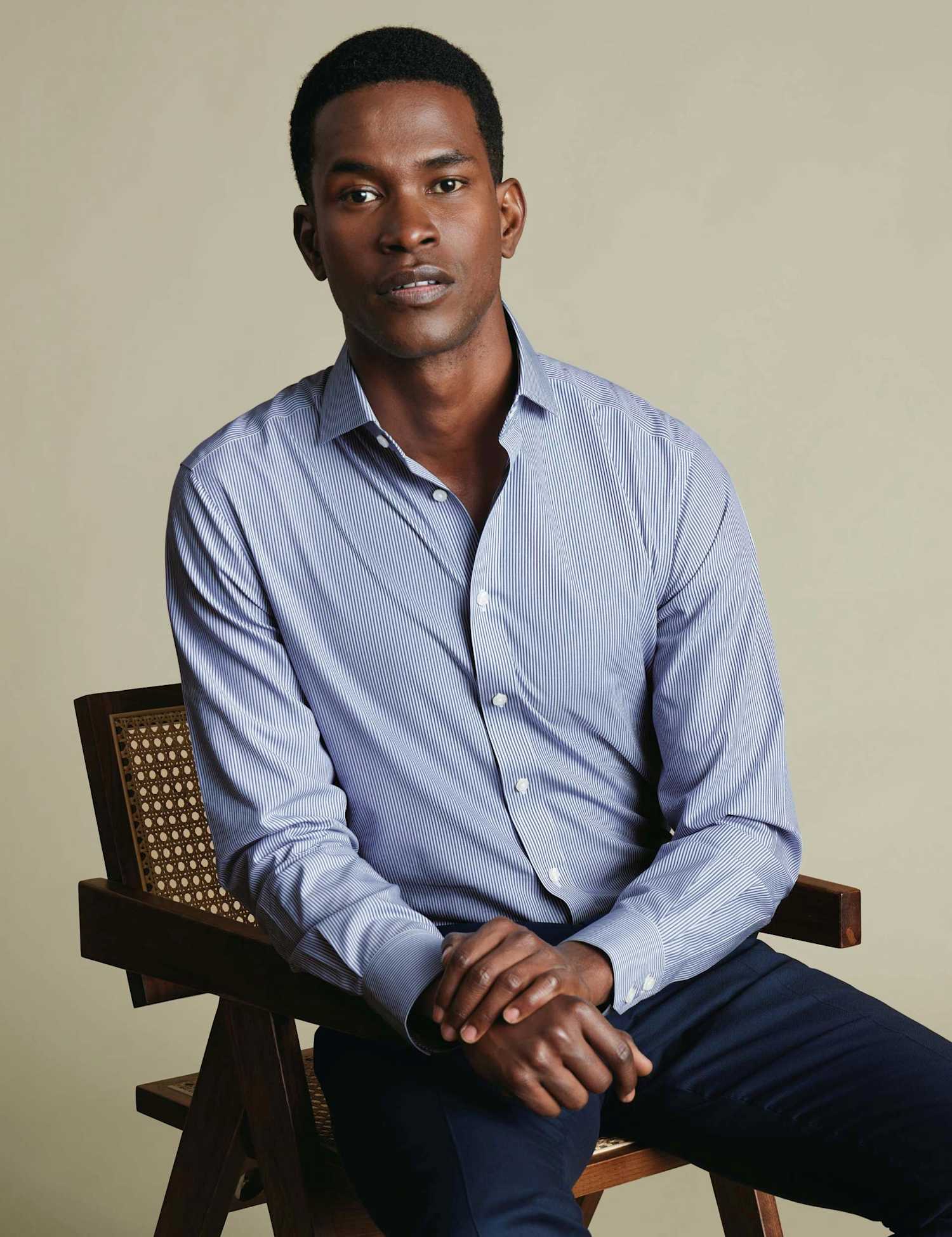 Charles Tyrwhitt Tailored Fit Non Iron Pure Cotton Striped Shirt Navy Mix
