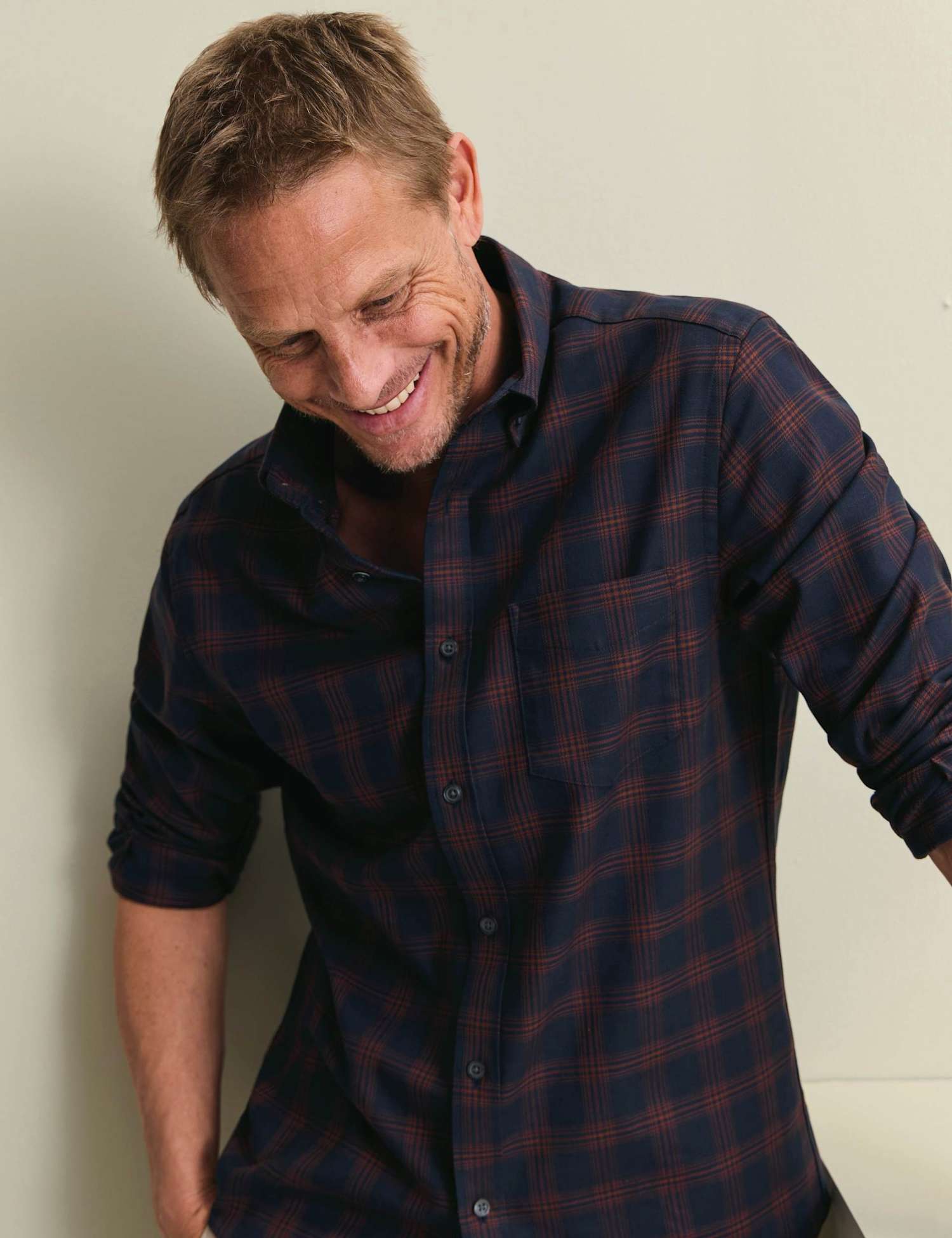 Charles Tyrwhitt Regular Fit Non Iron Pure Cotton Check Twill Shirt Navy Mix