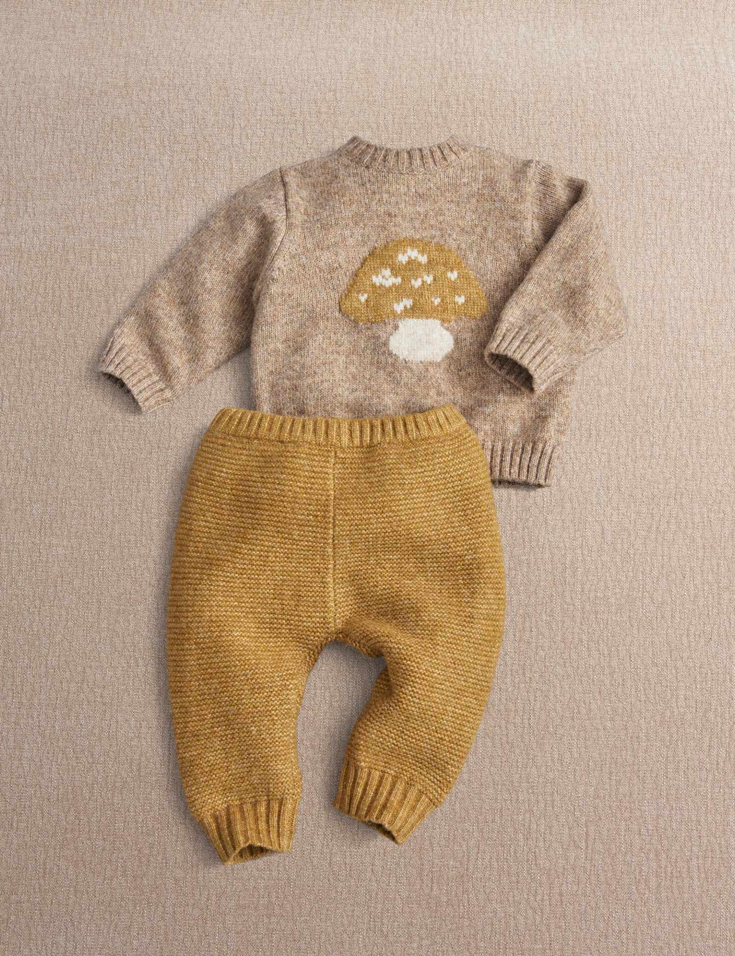 Mamas & Papas Knitted Toadstool Top & Bottom Set (7lbs-18 Mths) Beige