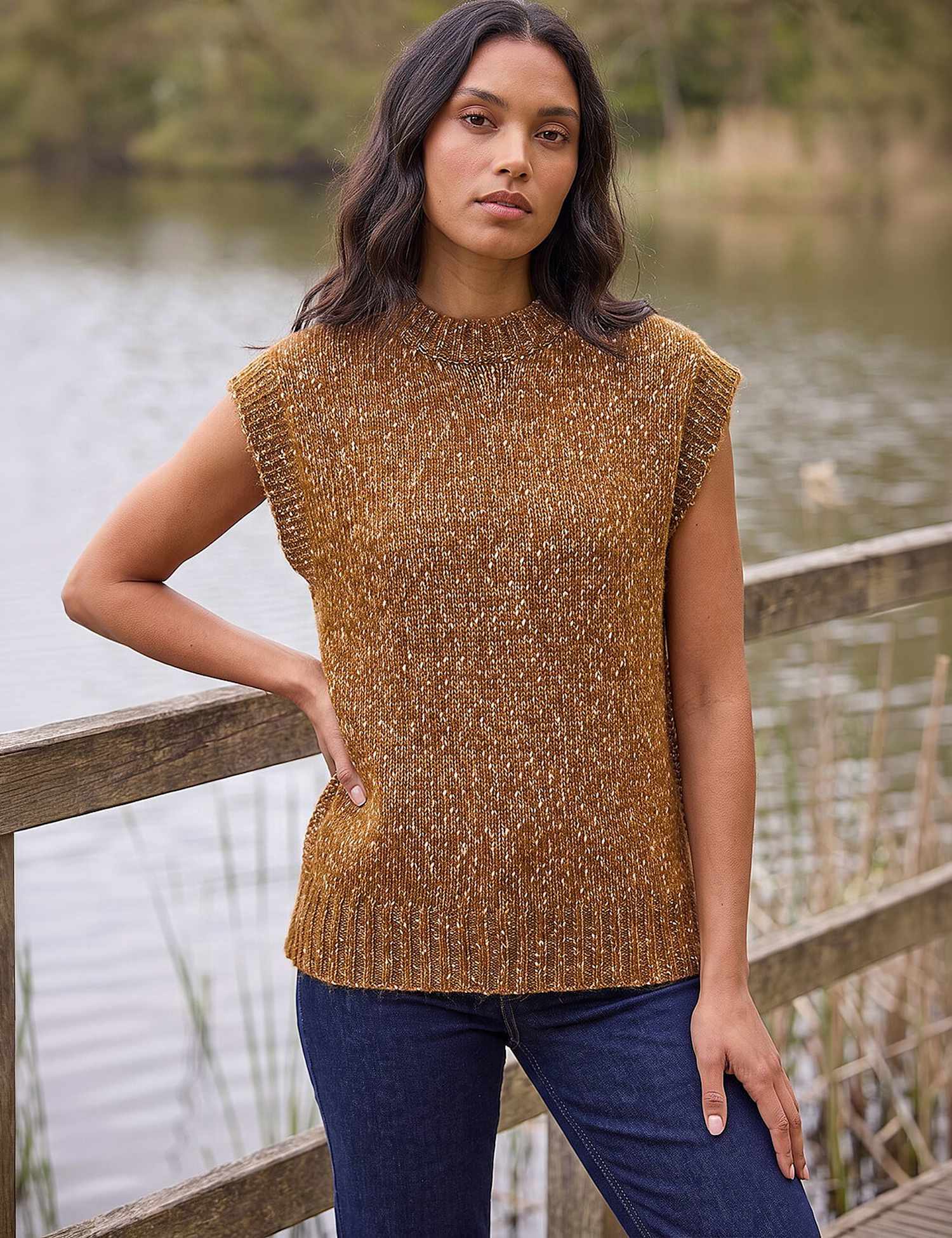 Roman Speckled Knitted Vest Brown Mix