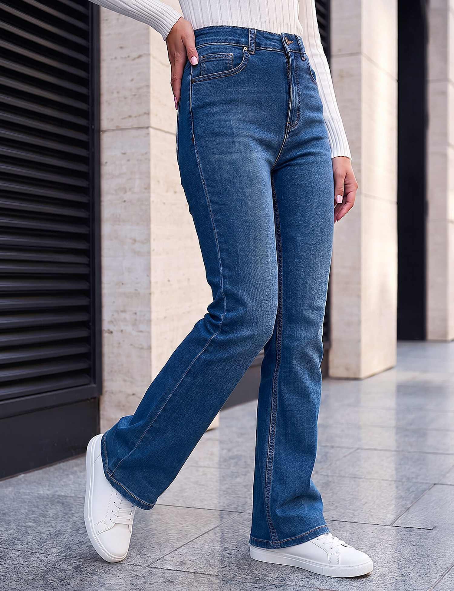 Roman Mid Rise Bootcut Jeans Denim Mix