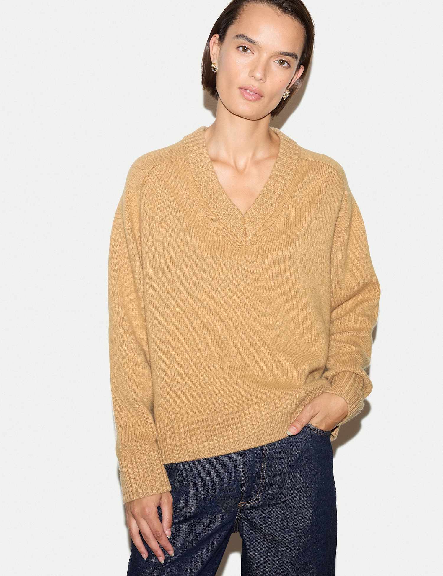 Jigsaw Wool Rich V-Neck Jumper Camel