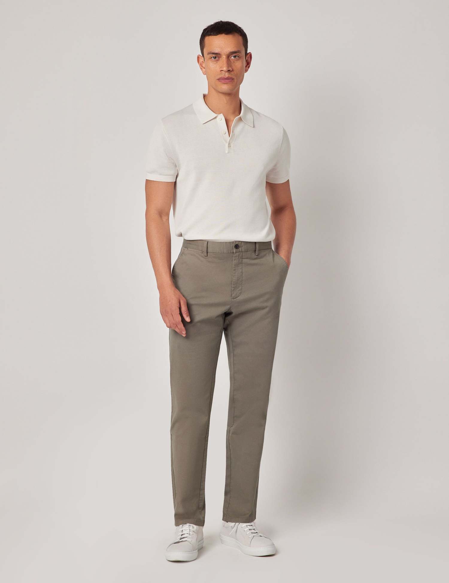 Hawes & Curtis Regular Fit Pure Cotton Chinos Olive