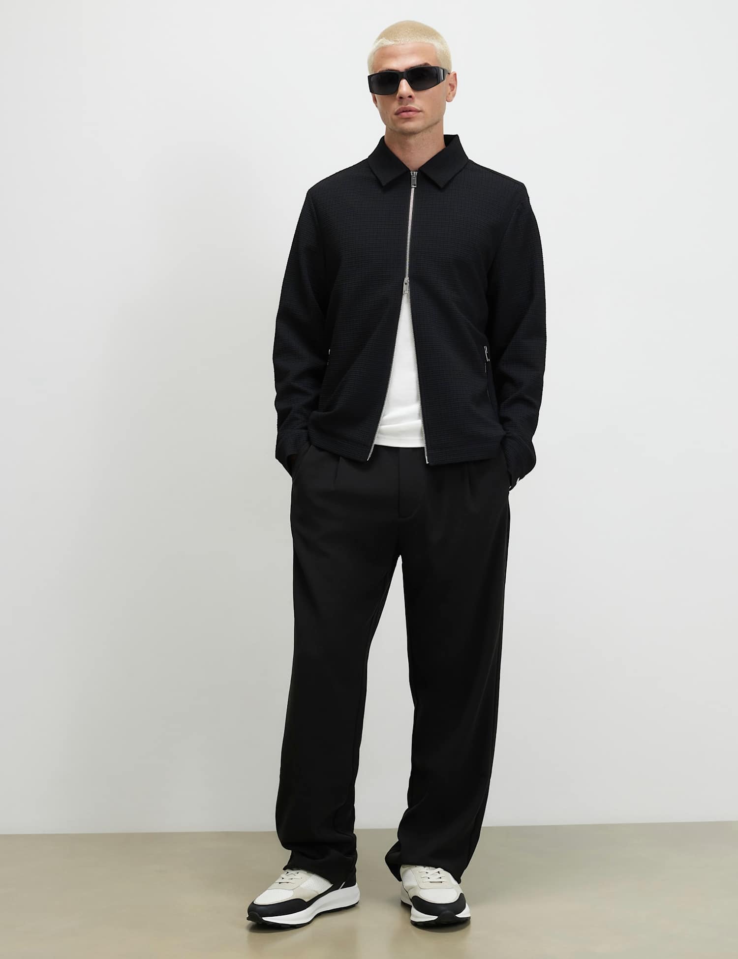River Island Loose Fit Lightweight Trousers Black