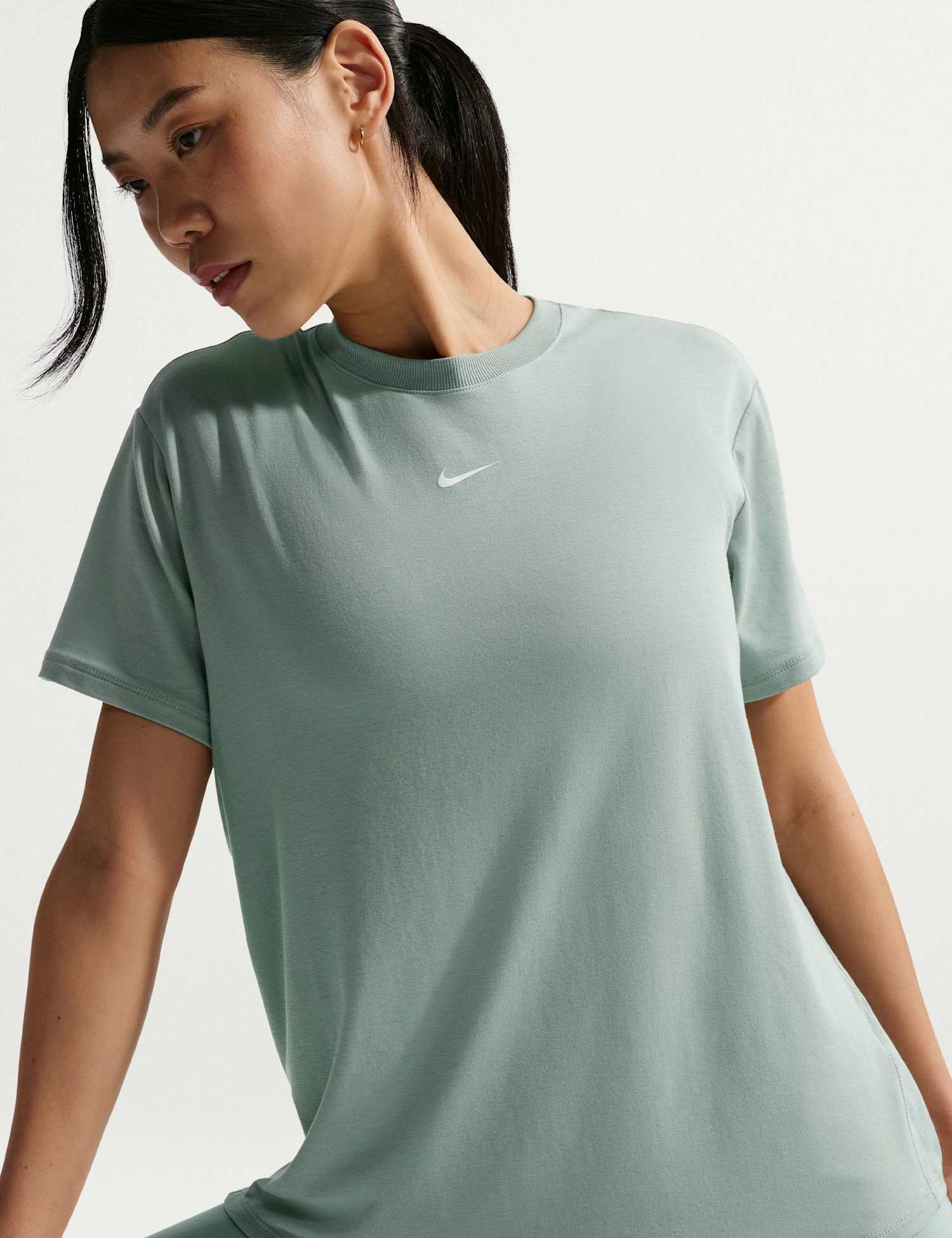 Nike Dri-FIT Crew Neck Relaxed T-Shirt Light Green