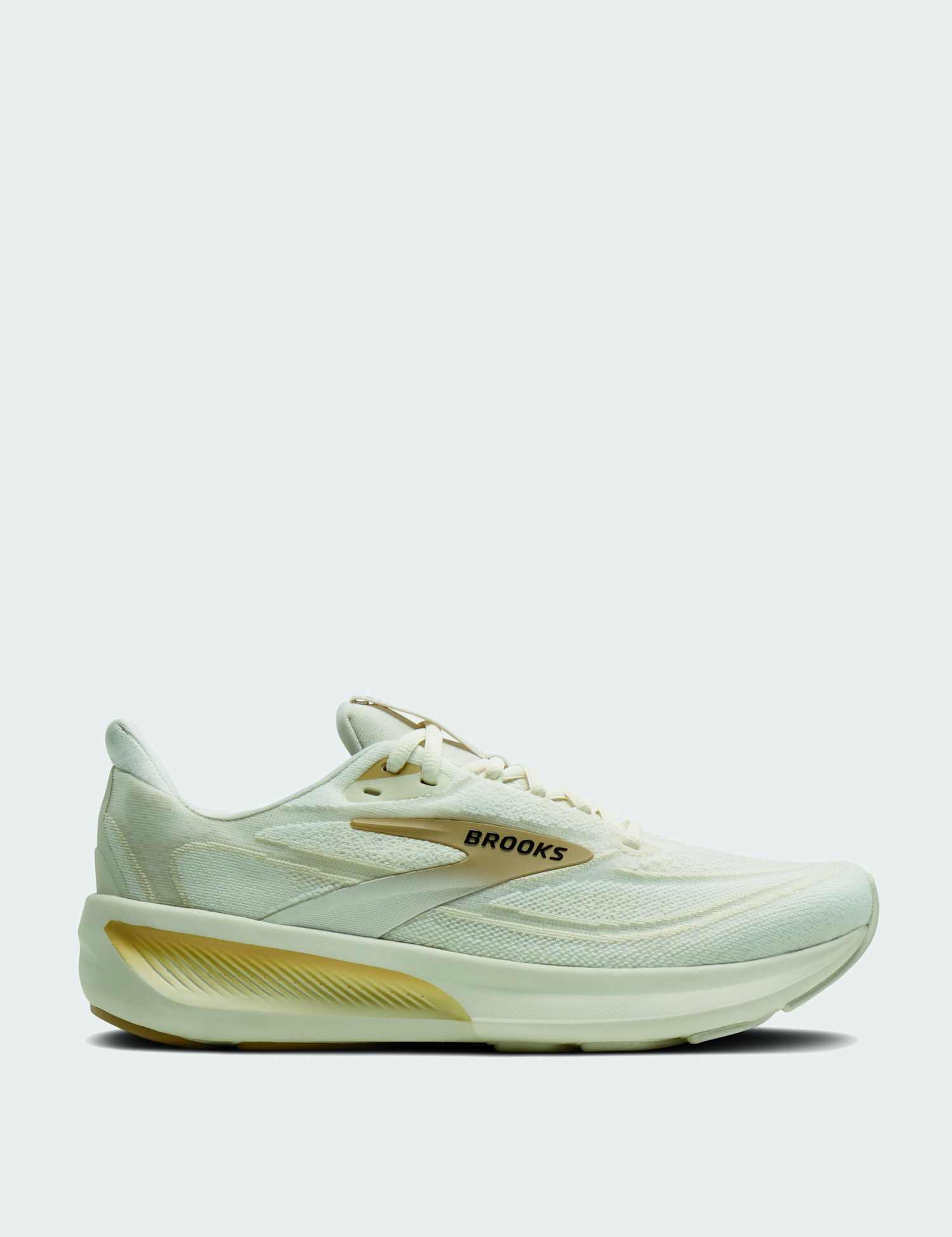 Brooks Revel 9 Sports Trainers Cream