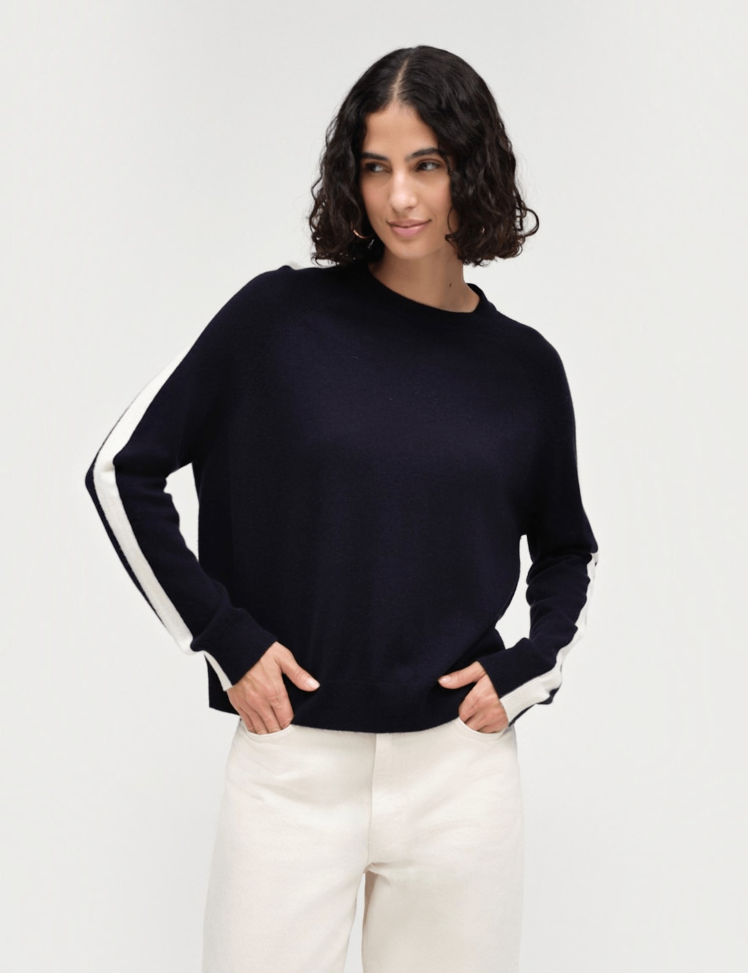 Chinti & Parker Wool Rich Jacquard Crew Neck Jumper with Cashmere Navy