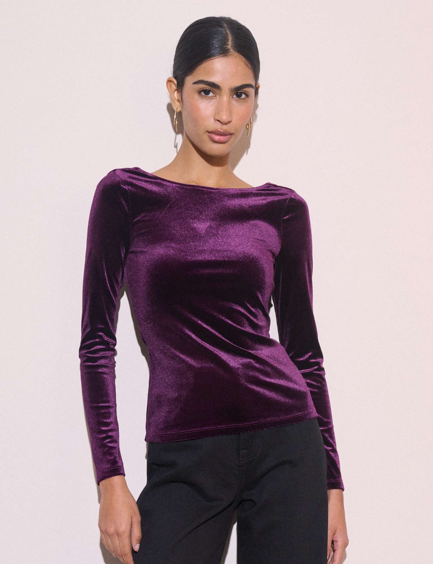 Nobody's Child Velvet Cowl Back Fitted Top Purple