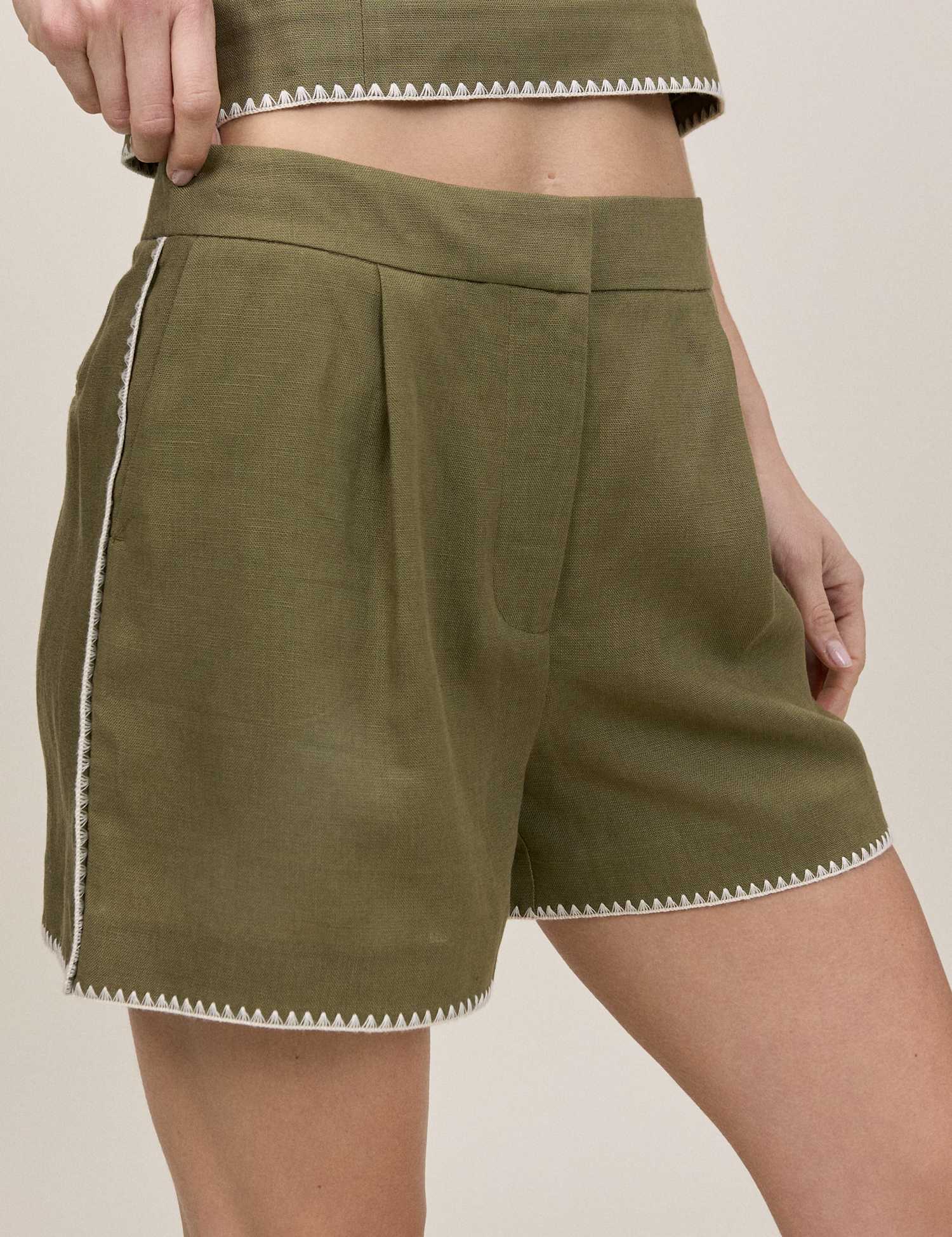 Nobody's Child Whipstitch Tailored Shorts With Linen Green