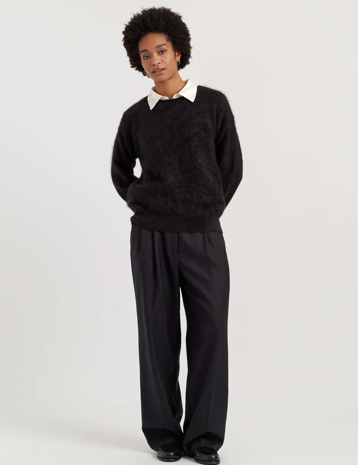 Chinti & Parker Brushed Pure Merino Wool Crew Neck Relaxed Sweatshirt Black