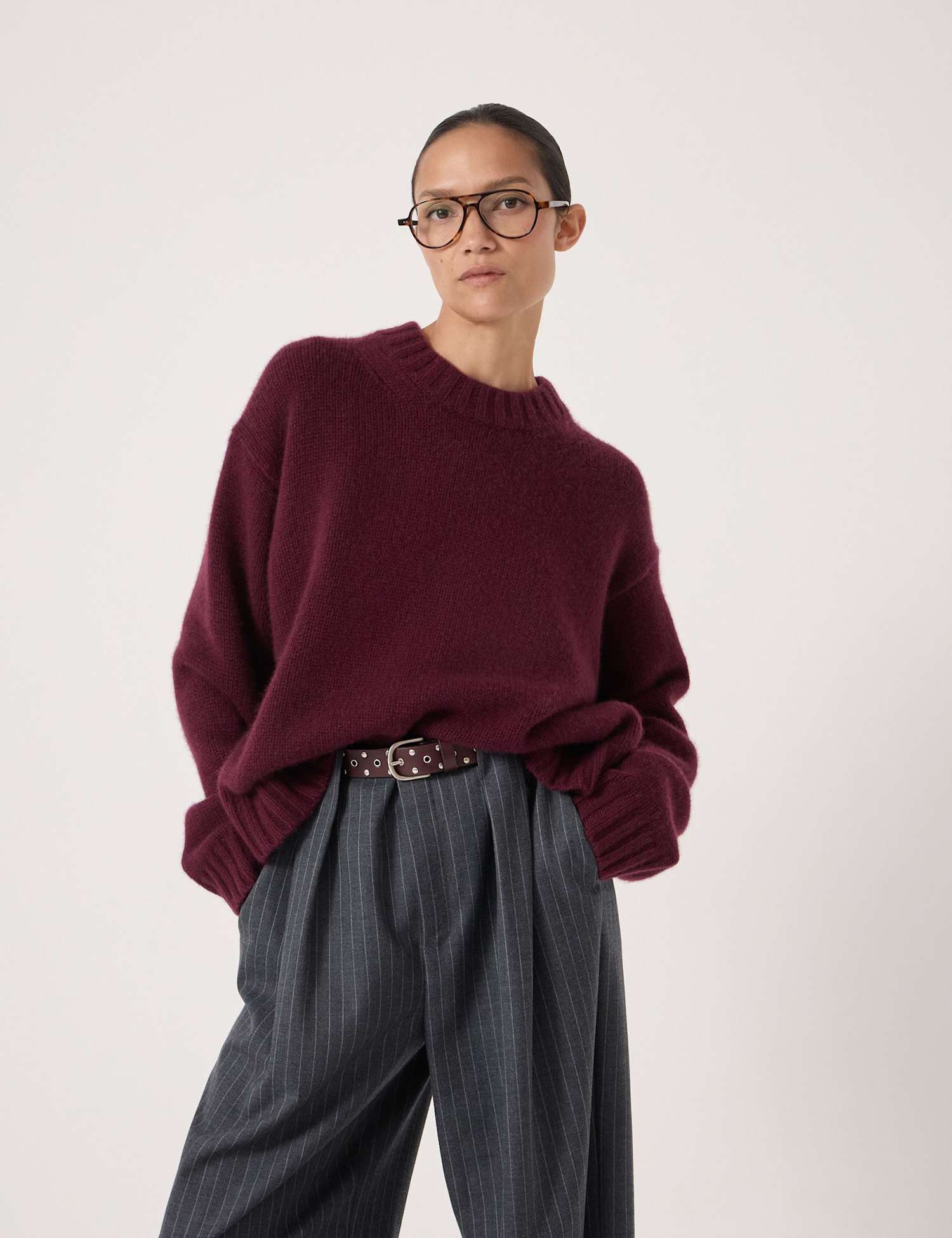 HUSH Pure Cashmere Textured Crew Neck Jumper Burgundy