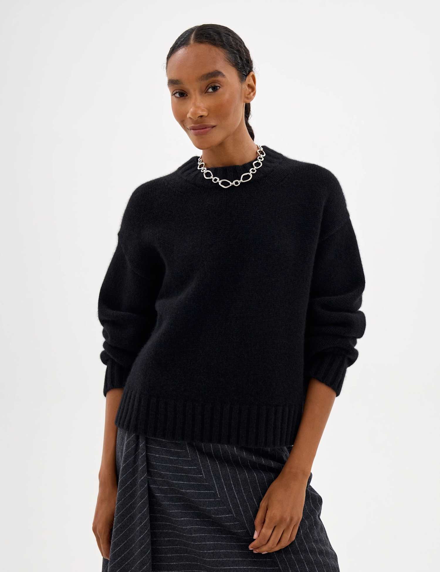 HUSH Pure Cashmere Chunky Knit Crew Neck Jumper Black