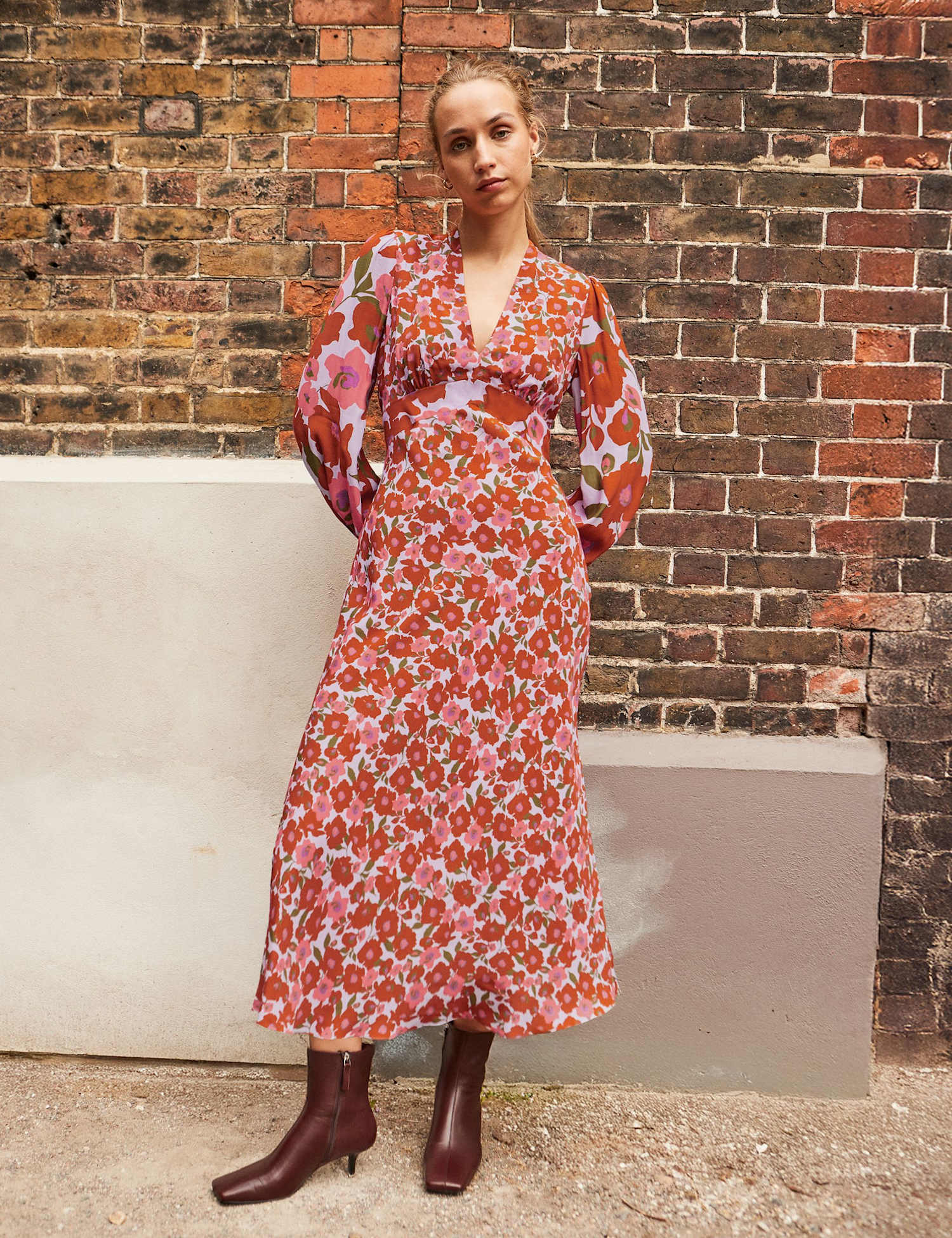 RO&ZO Floral V-Neck Midaxi Waisted Dress Purple Mix