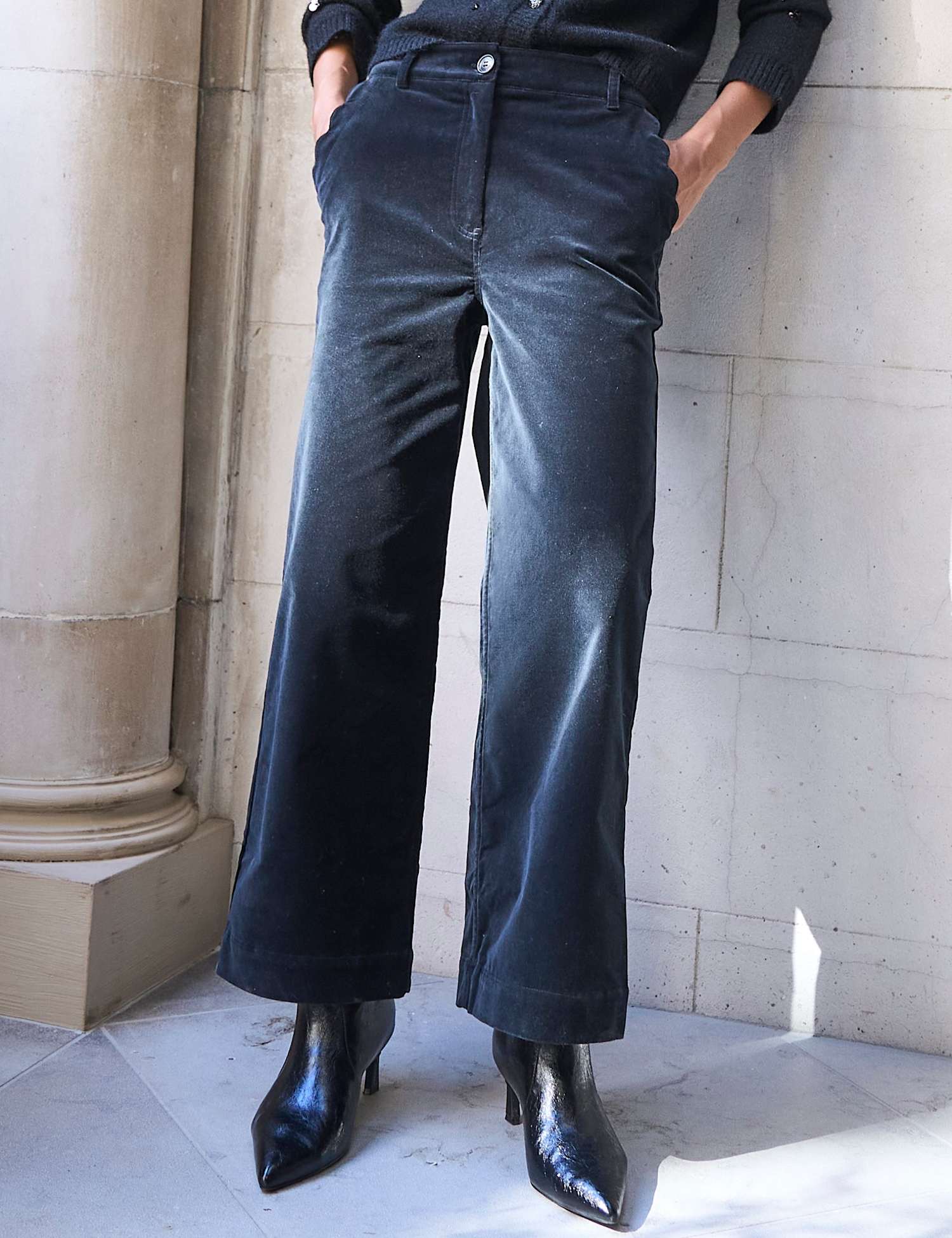 FatFace Velvet Textured Wide Leg Cropped Trousers Black