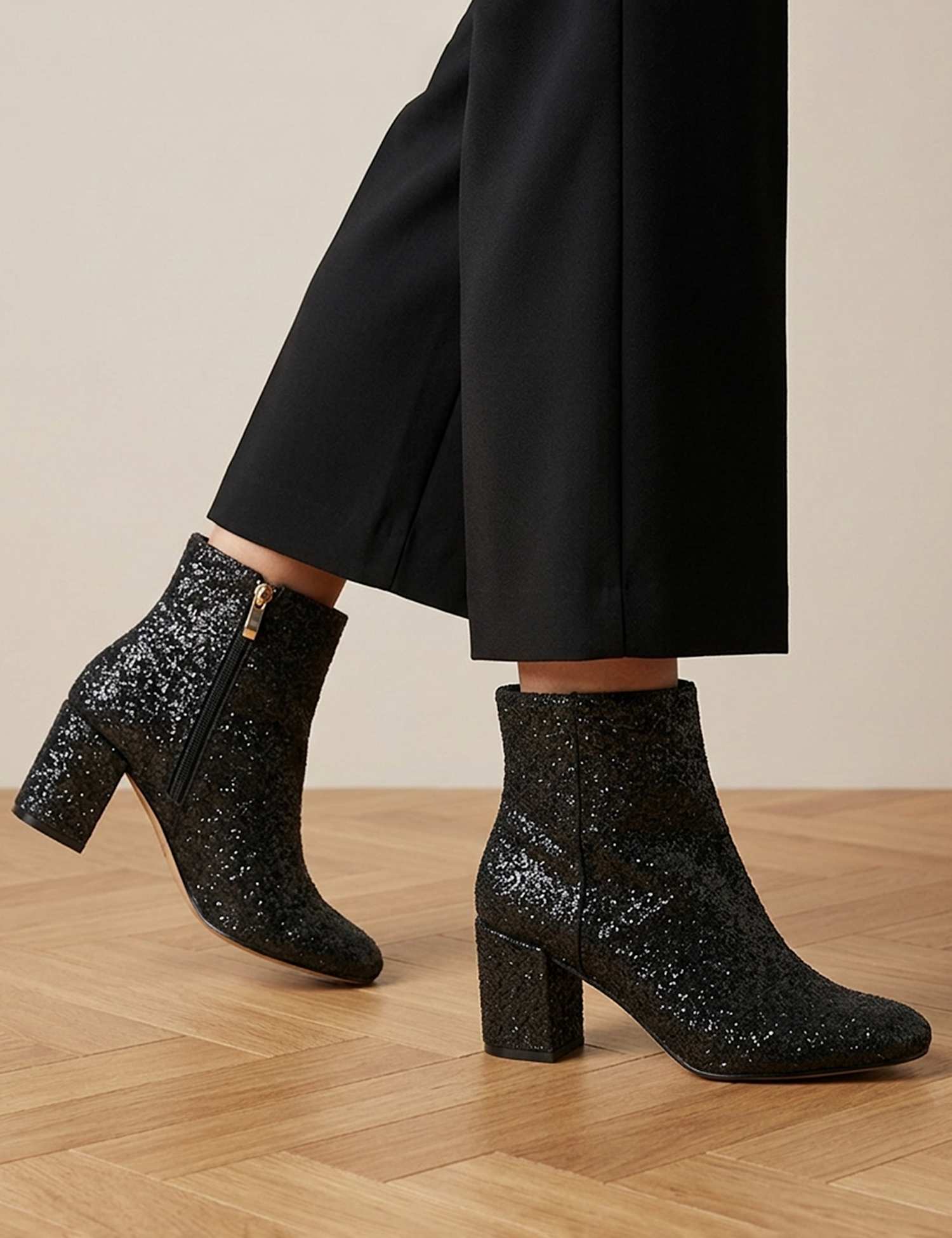 Jones Bootmaker Leather Block Heel Ankle Boots Black