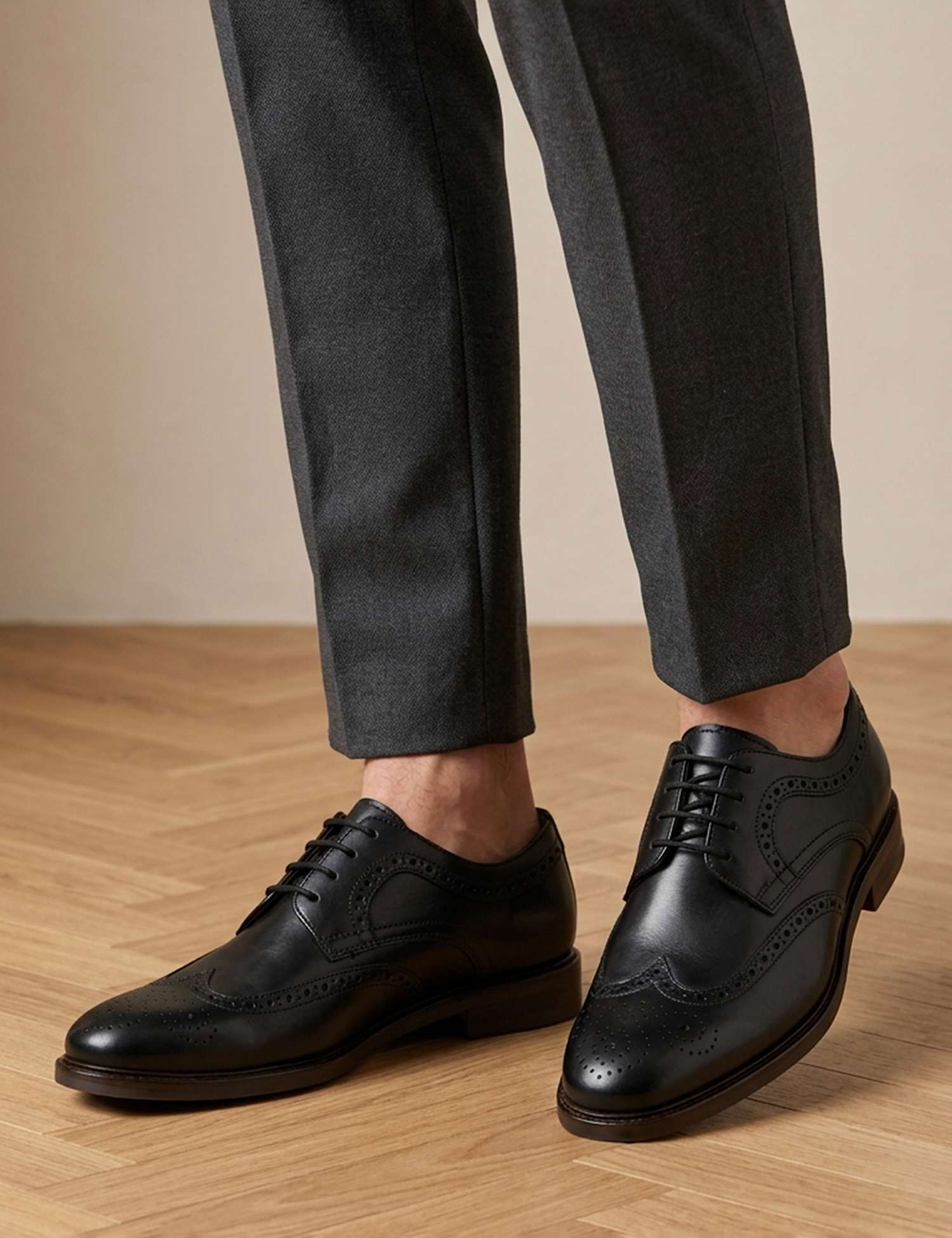 Jones Bootmaker Leather Lace Up Derby Shoes Black