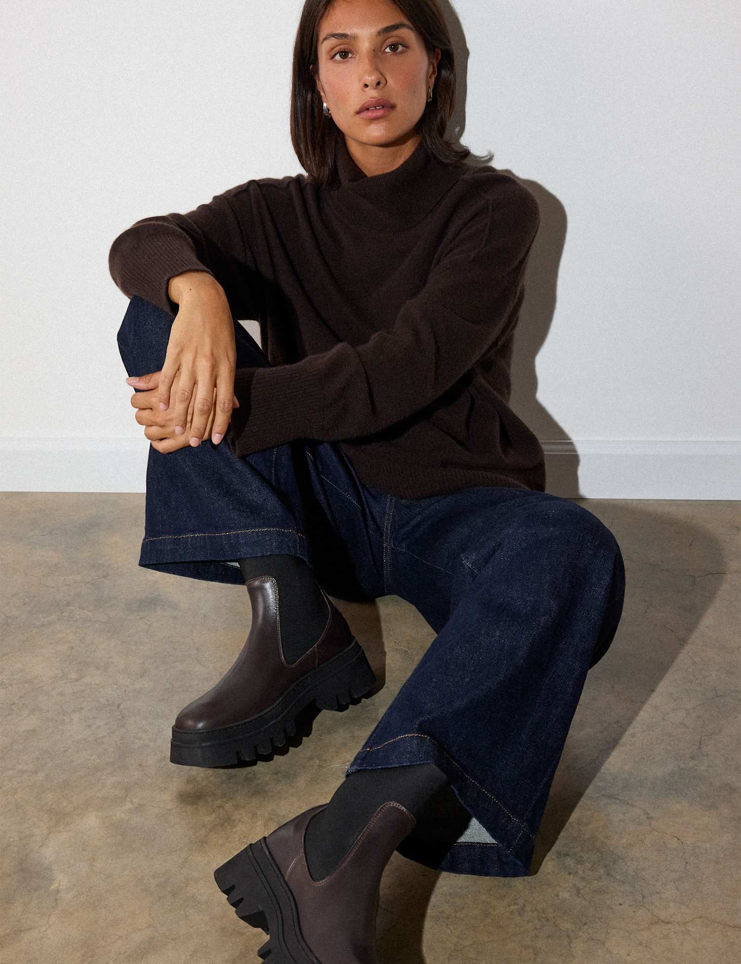 Whistles Leather Block Heel Chelsea Boots Chocolate