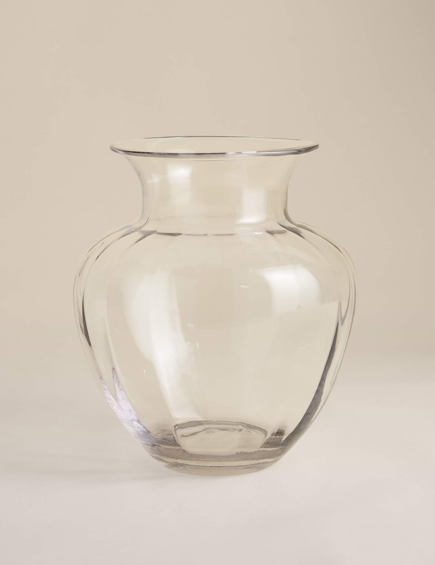 M&S Medium Optic Tulip Vase Clear