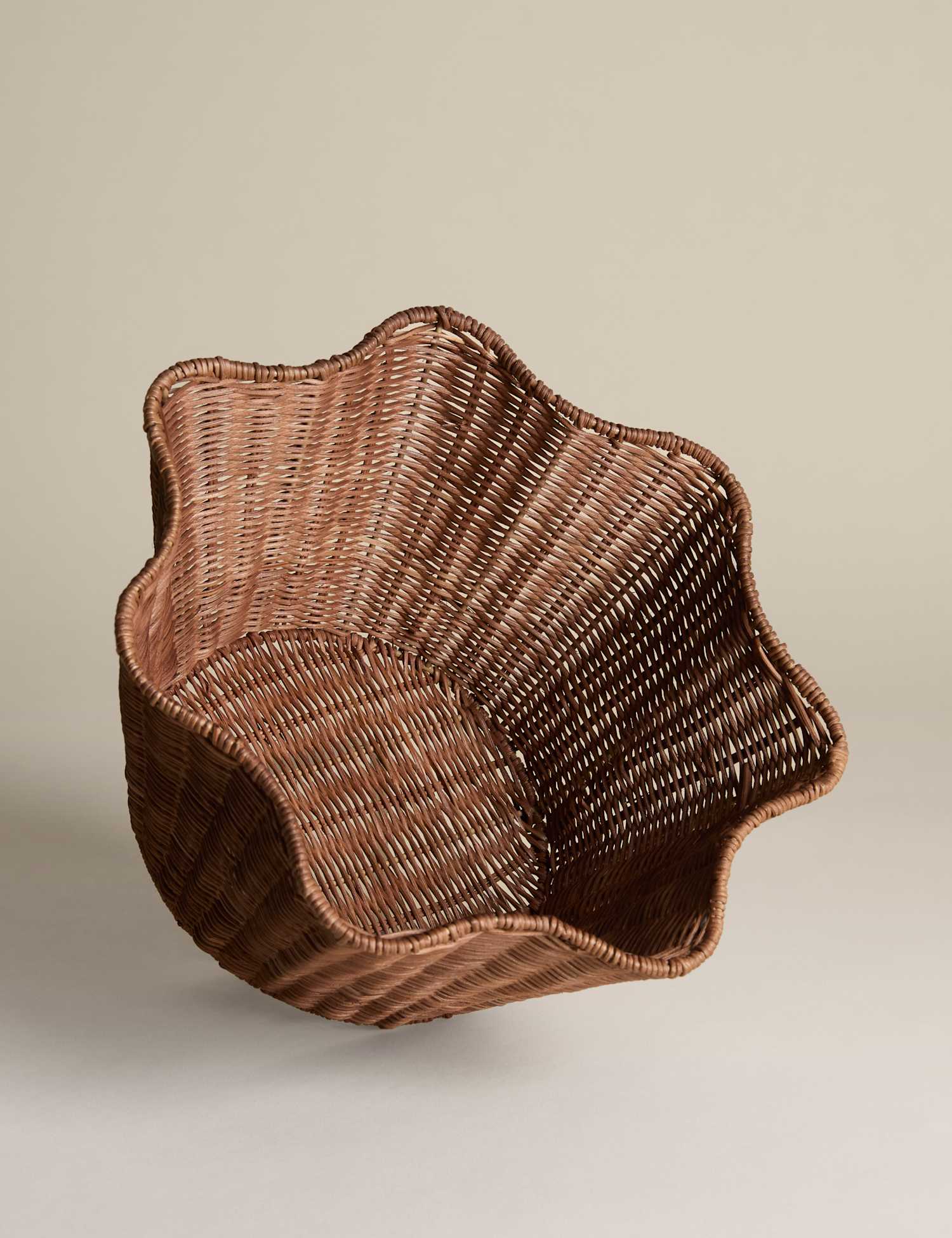 M&S Scallop Rattan Bowl Brown