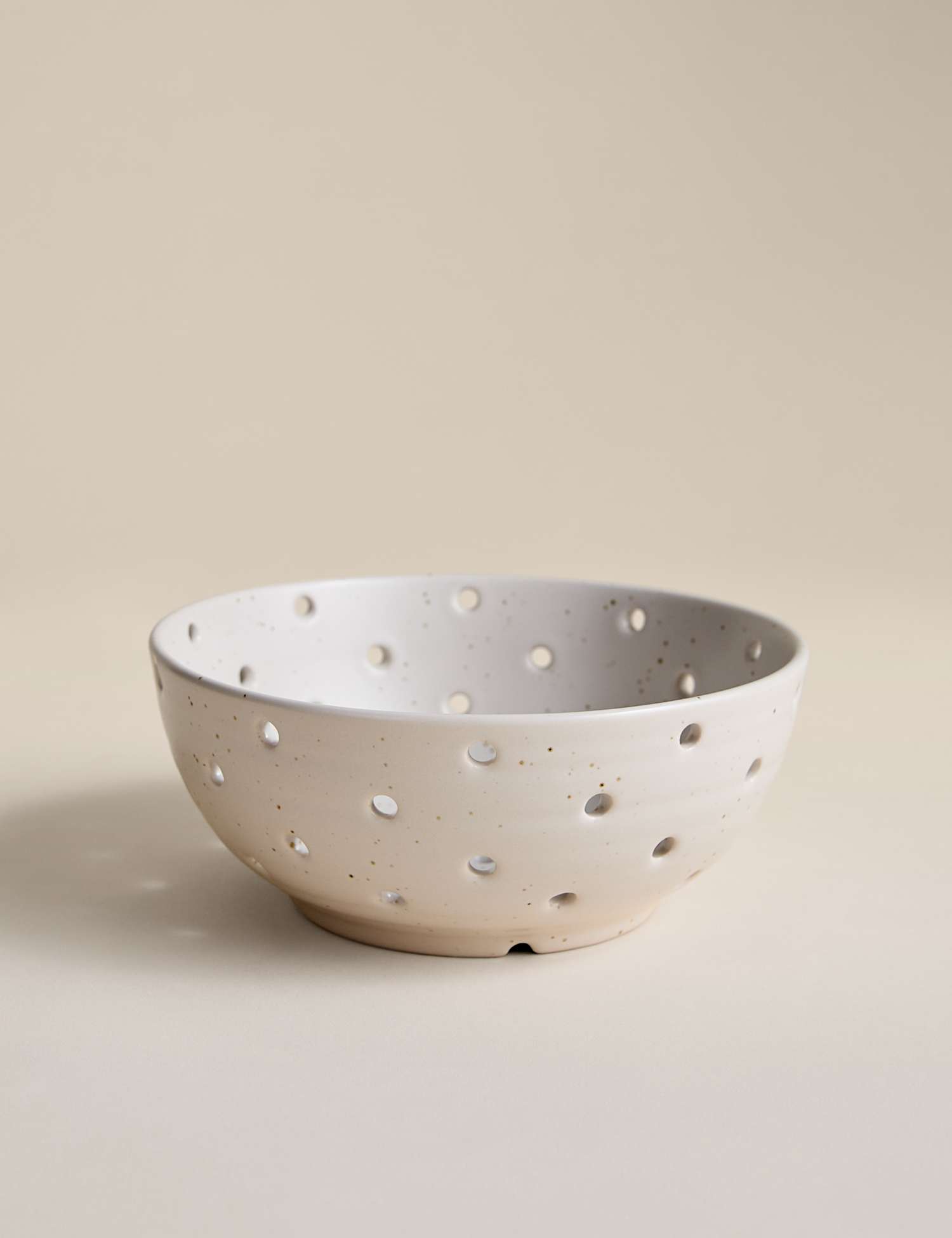Image of M&S Medium Berry Colander Neutral