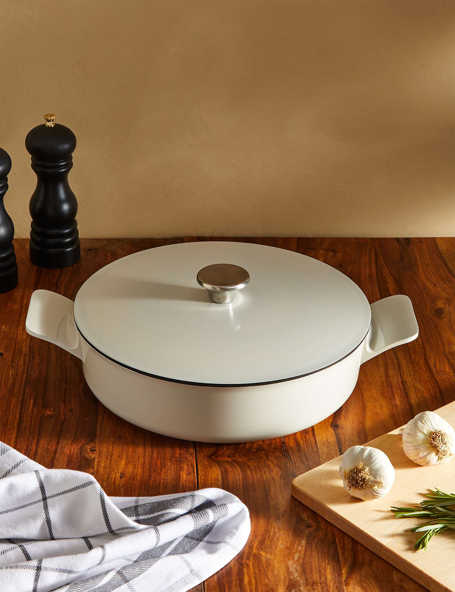 Image of M&S Cast Aluminium 4.5L Casserole Dish&hellip;
