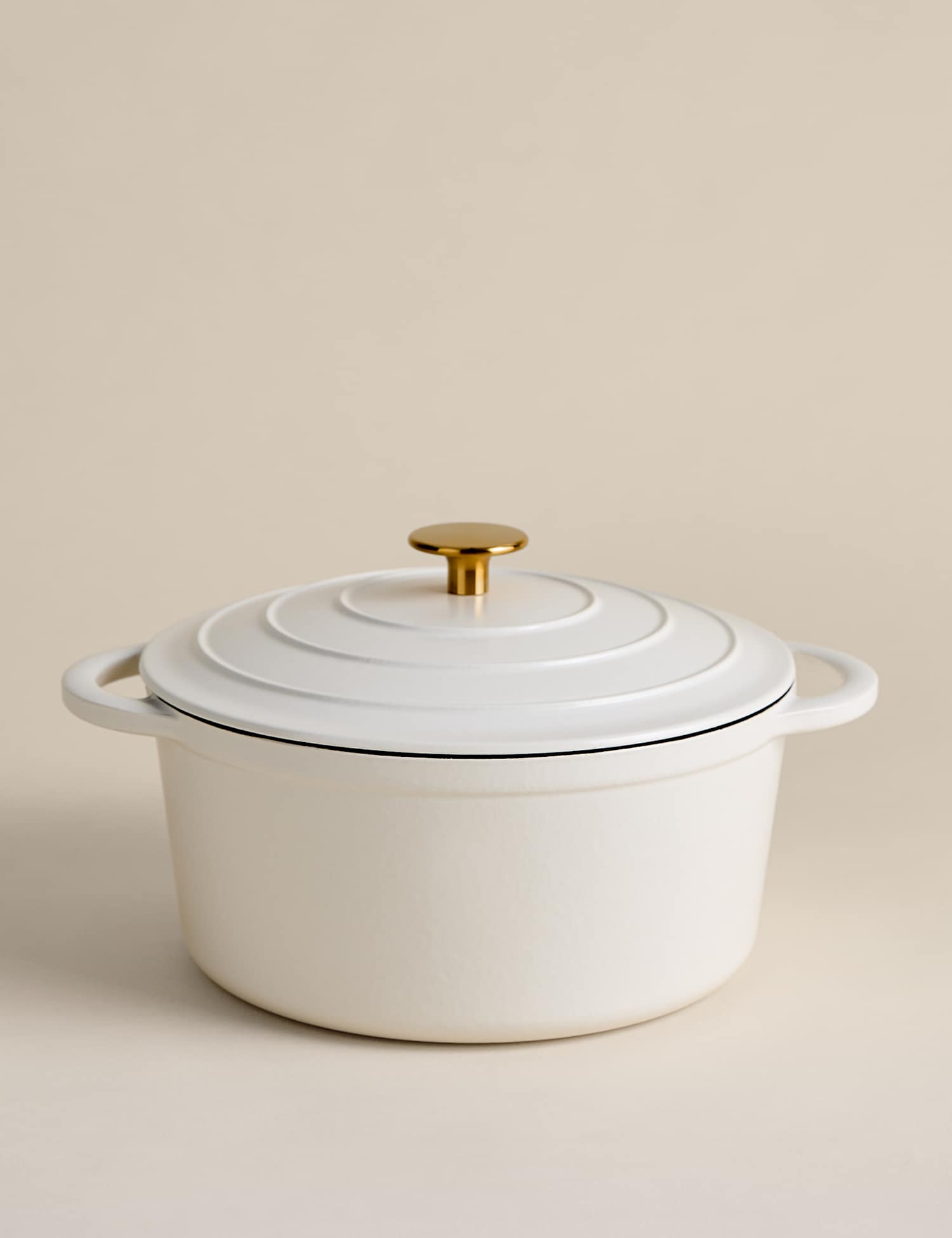 Image of M&S Cast Iron Large Casserole Dish&hellip;