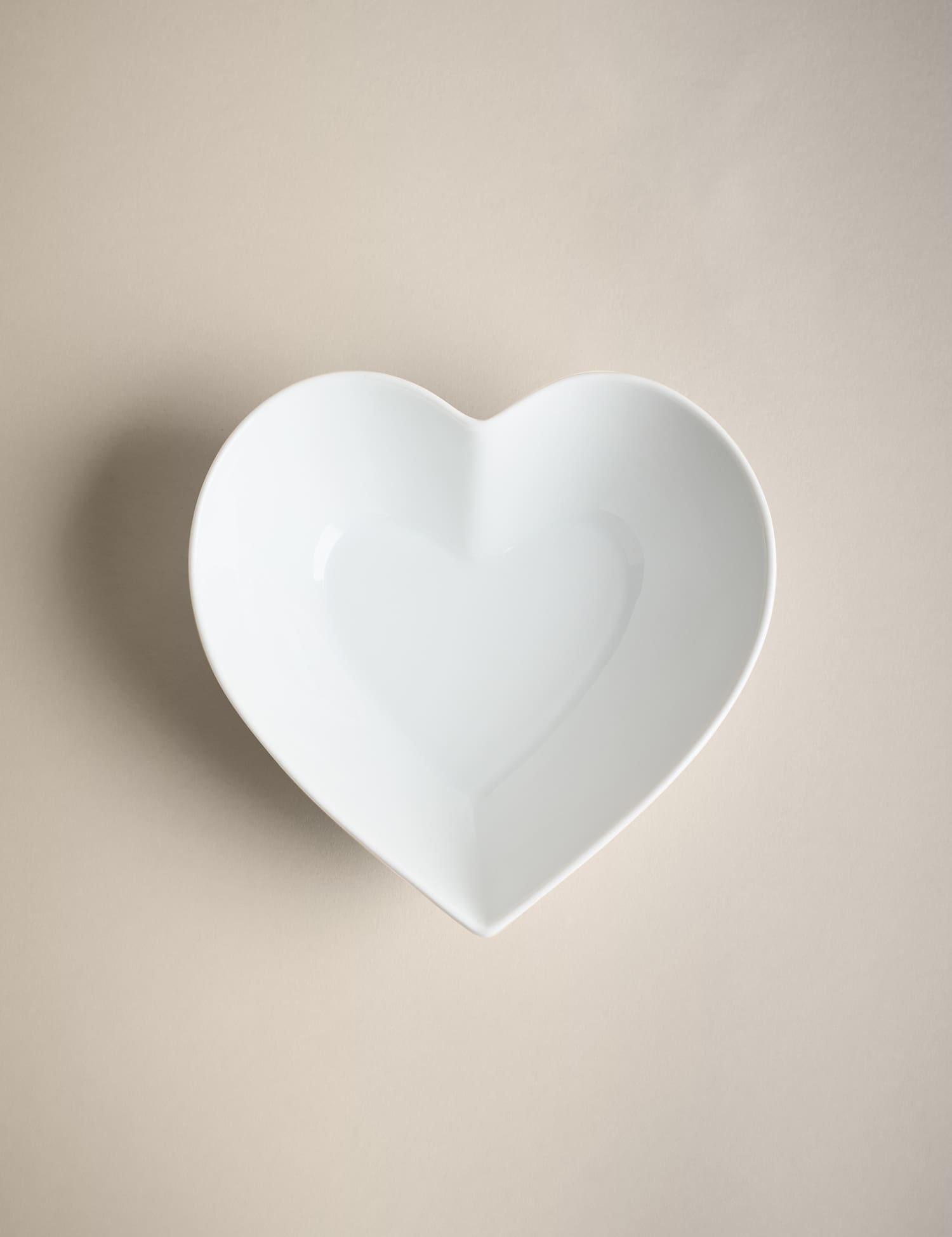 Image of M&S Maxim Small Heart Serving Bowl&hellip;
