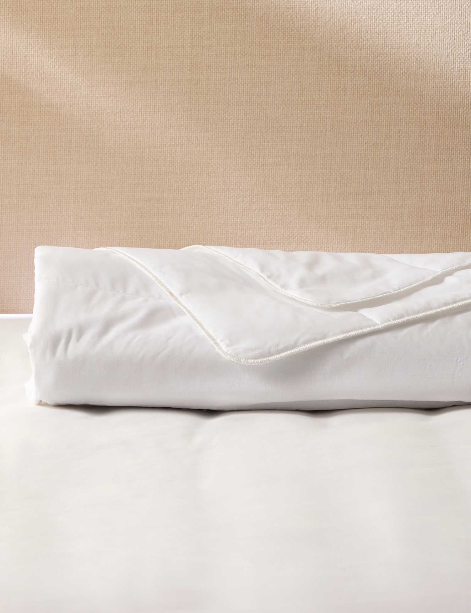 M&S Comfortably Stay Cool 1 Tog Duvet White