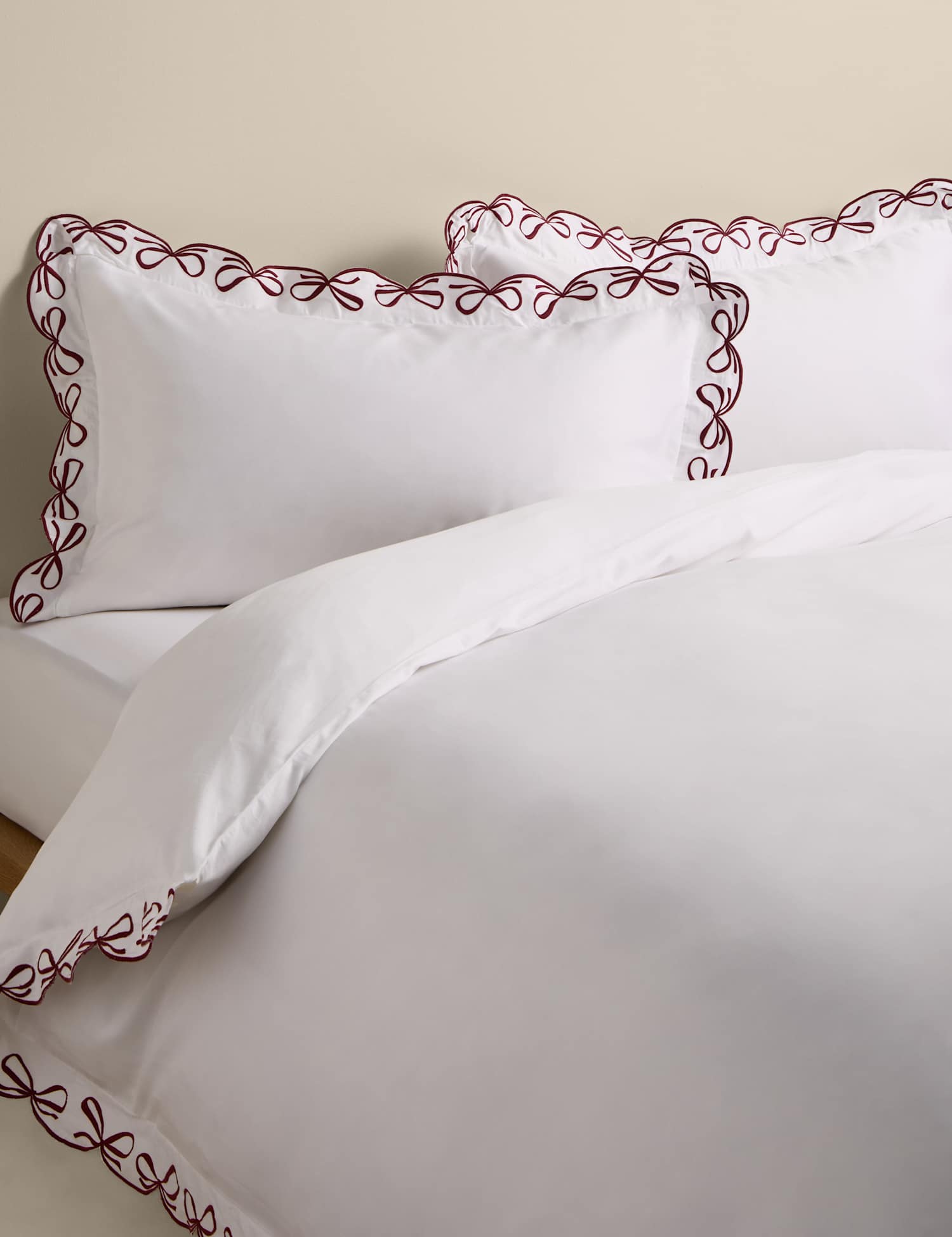 M&S Pure Cotton Embroidered Bow Edge Bedding Set White
