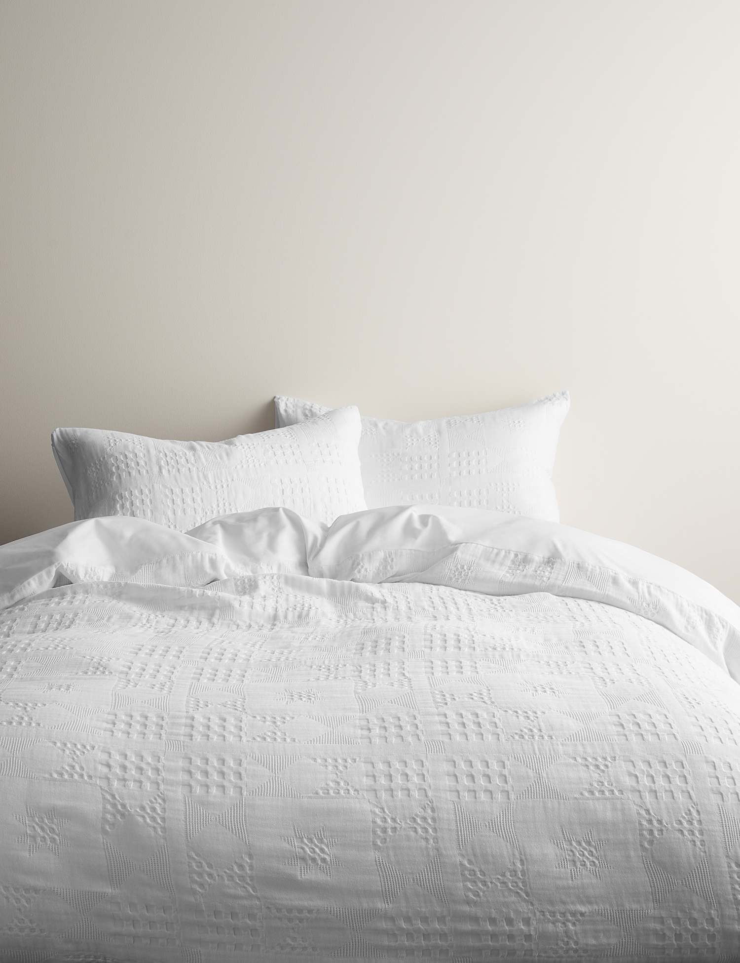 M&S Pure Cotton Geometric Jacquard Bedding Set White