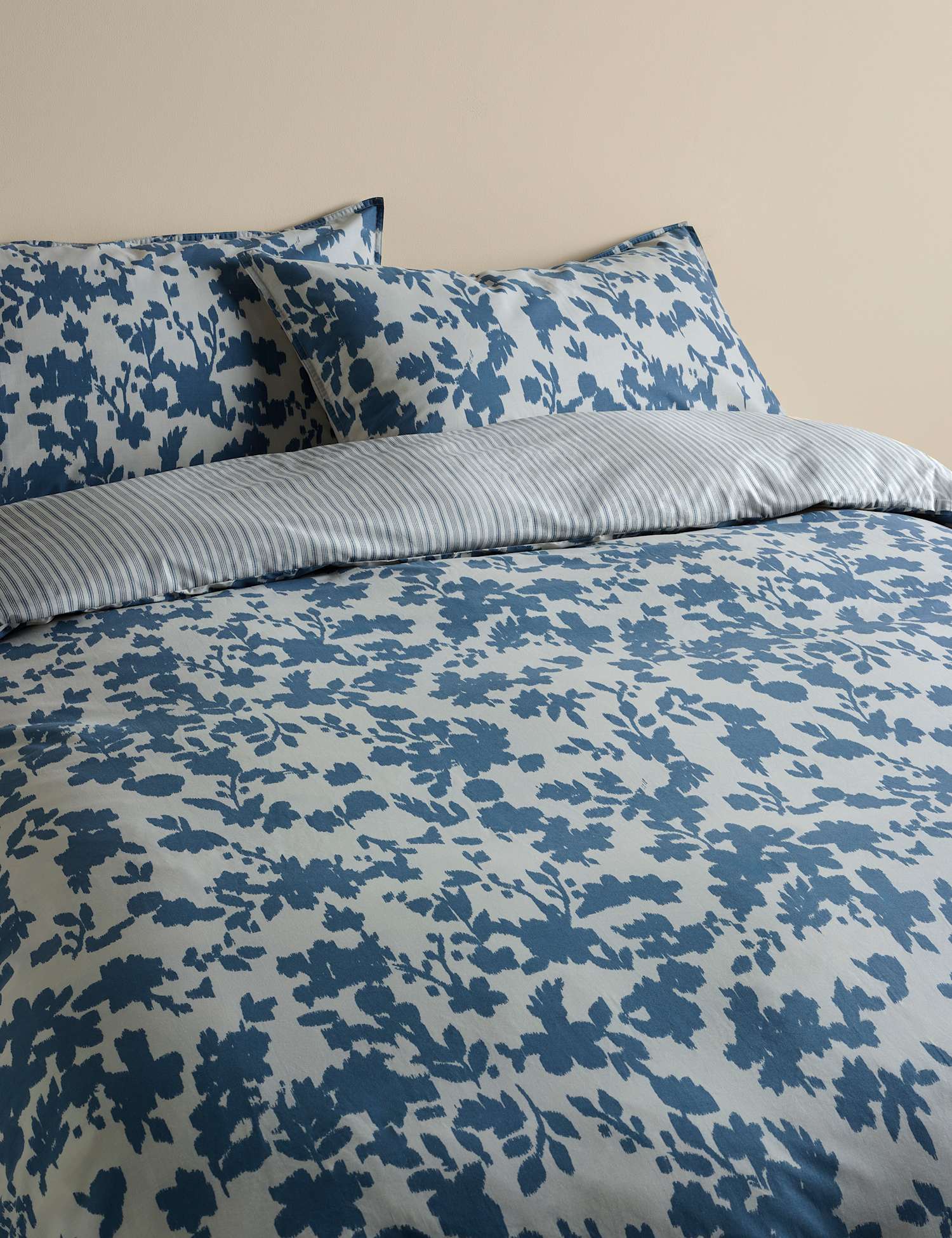 M&S Cotton Rich Floral Reversible Bedding Set Slate Blue