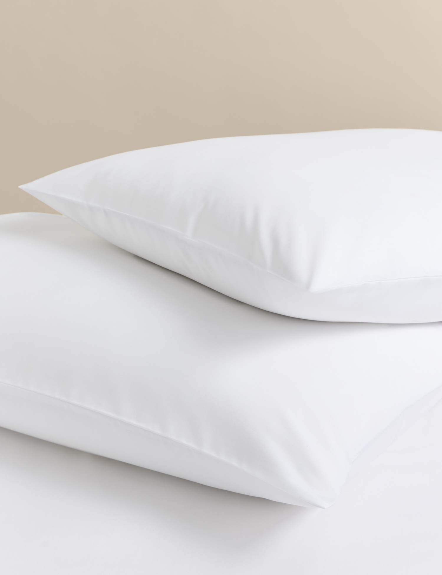 M&S 2 Pack Stay Cool Lyocell Rich Pillowcases White