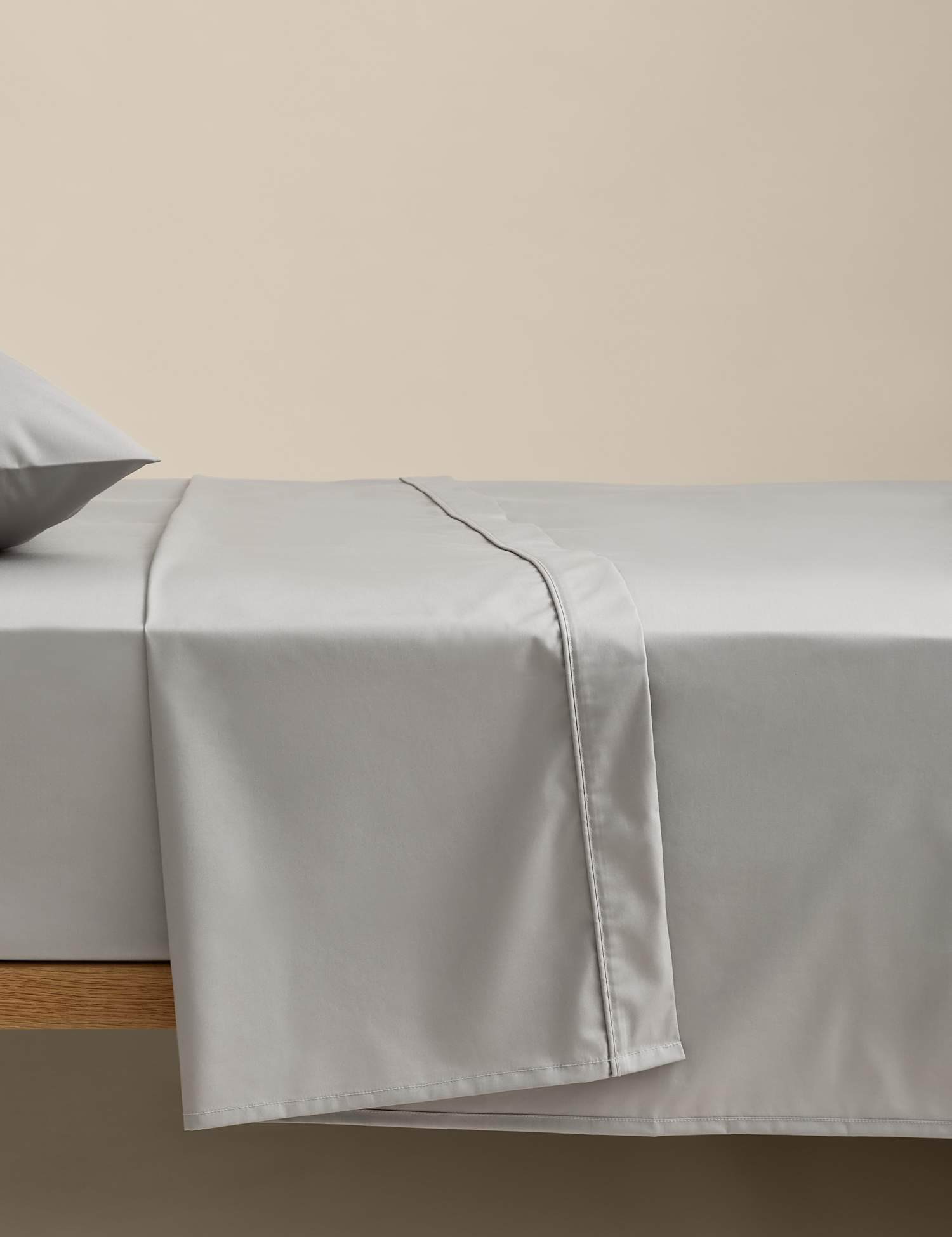 M&S Egyptian Cotton 230 Thread Count Crisp Flat Sheet Smoke