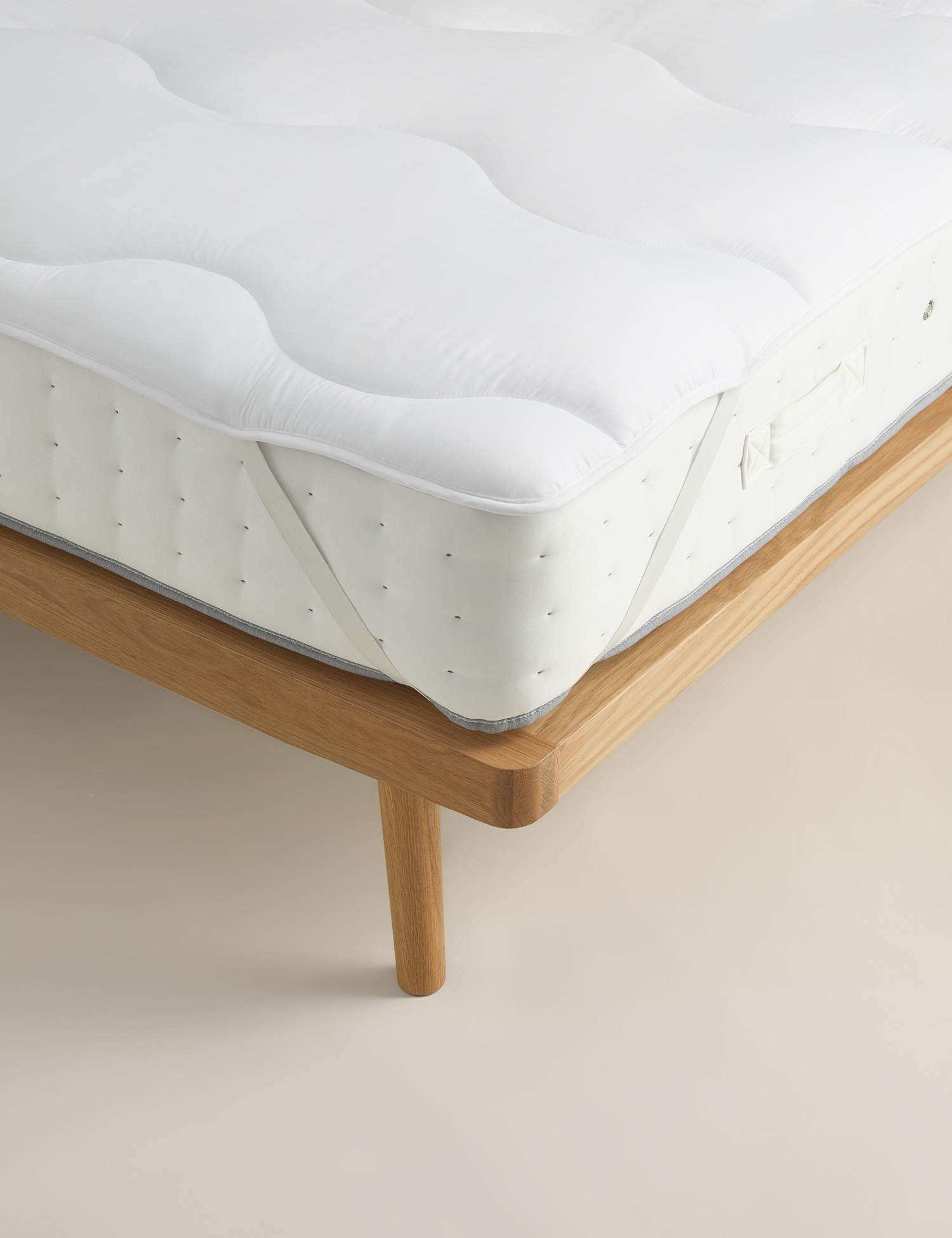 M&S Smart Wash & Dry Mattress Topper White