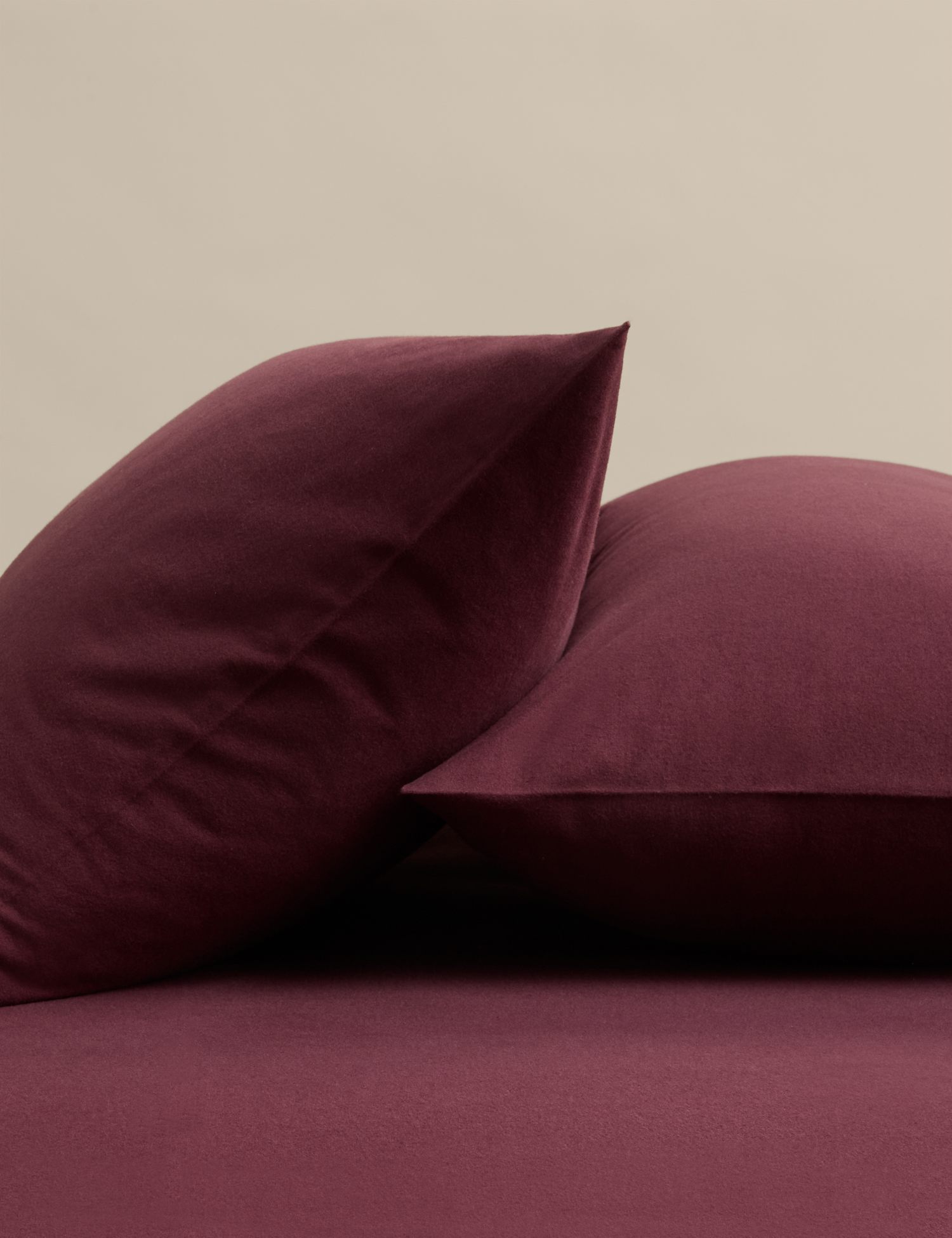 M&S 2 Pack Pure Cotton Brushed Pillowcases Burgundy