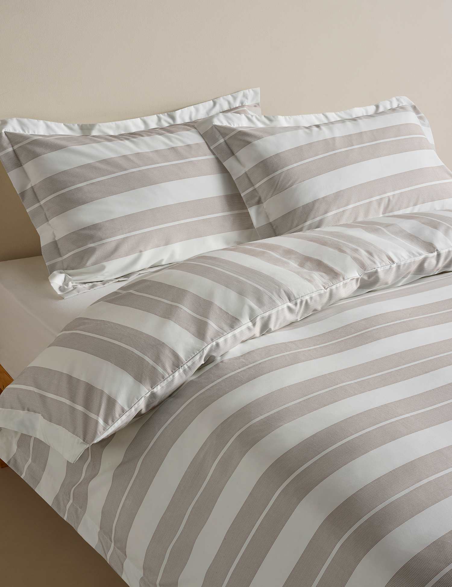 M&S Egyptian Cotton Wide Stripe Printed Bedding Set Mink