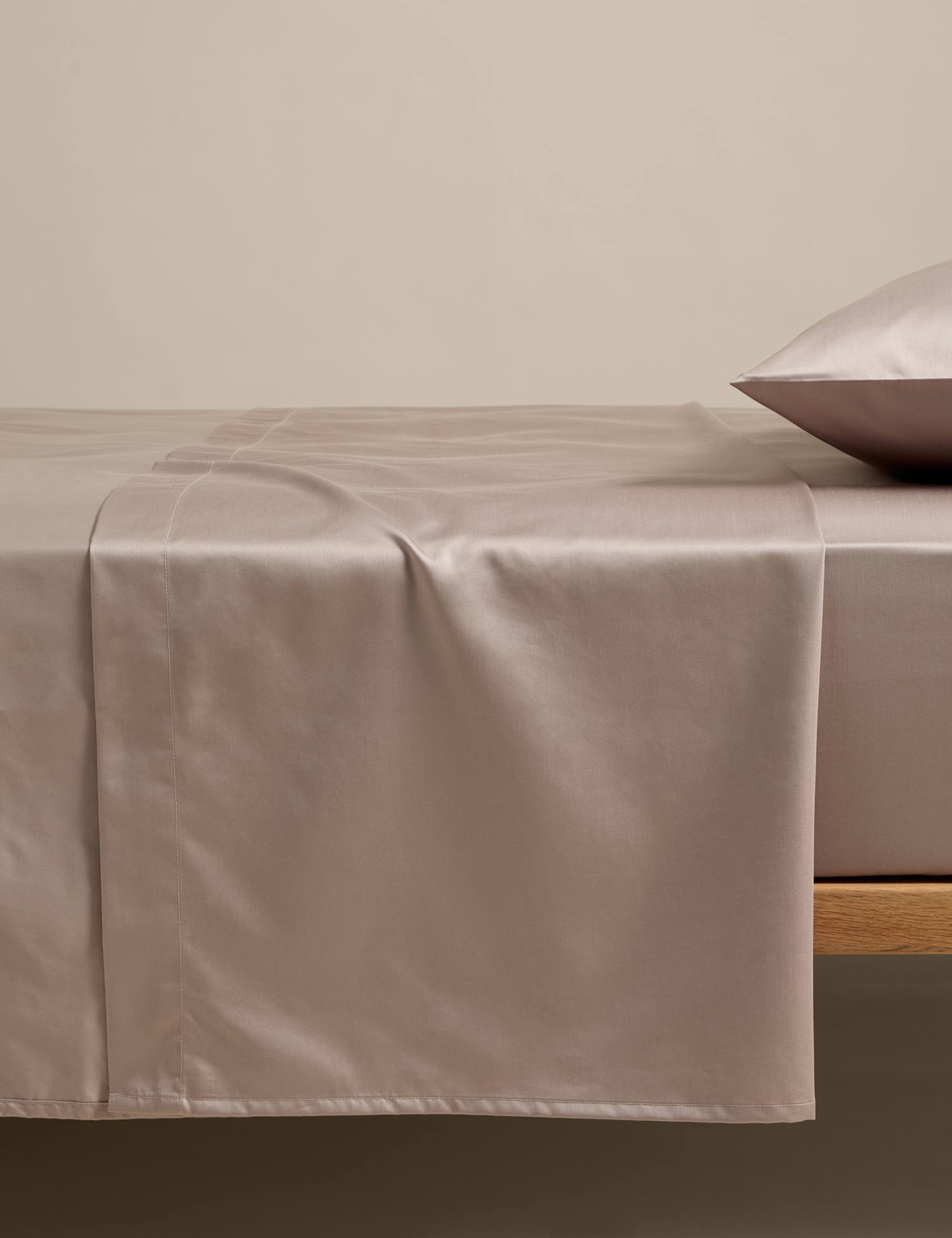 M&S Egyptian Cotton 400 Thread Count Silky Flat Sheet Putty
