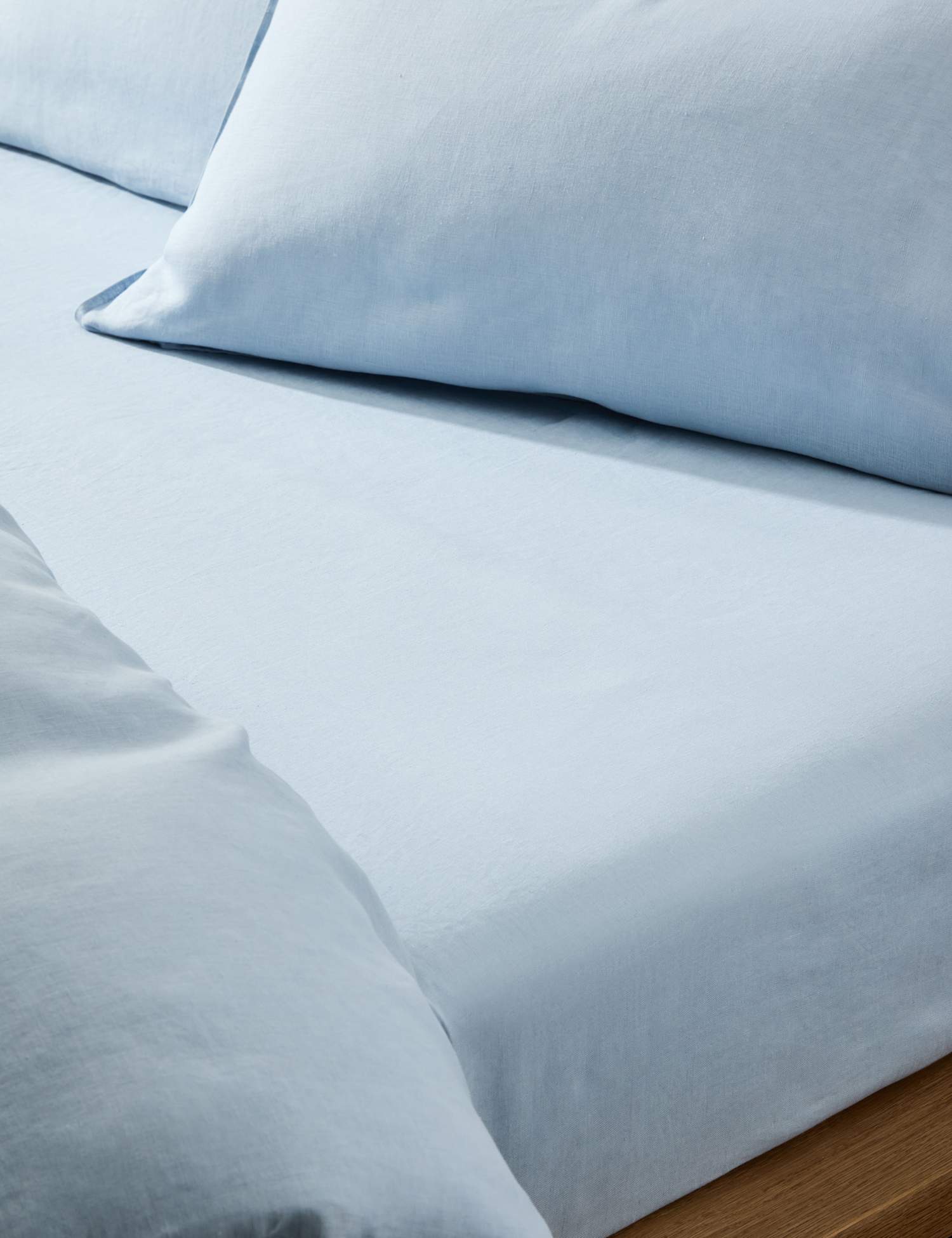 M&S Pure Linen Deep Fitted Sheet Chambray
