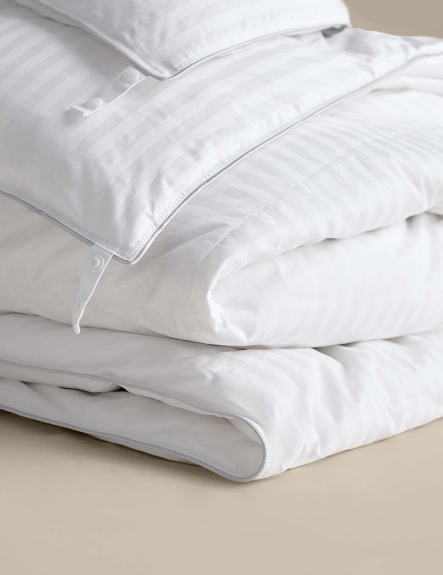 M&S Hungarian Goose Down 13.5 Tog Duvet White