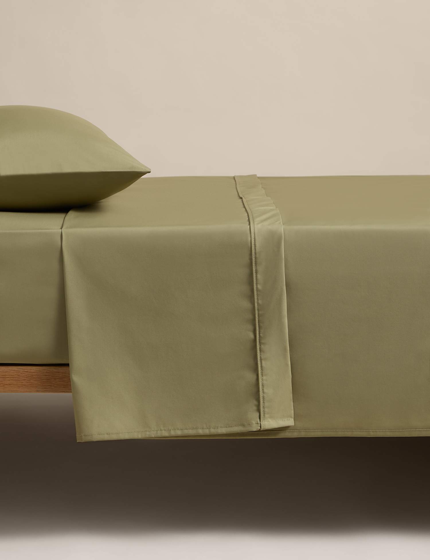 M&S Egyptian Cotton 230 Thread Count Flat Sheet Fern