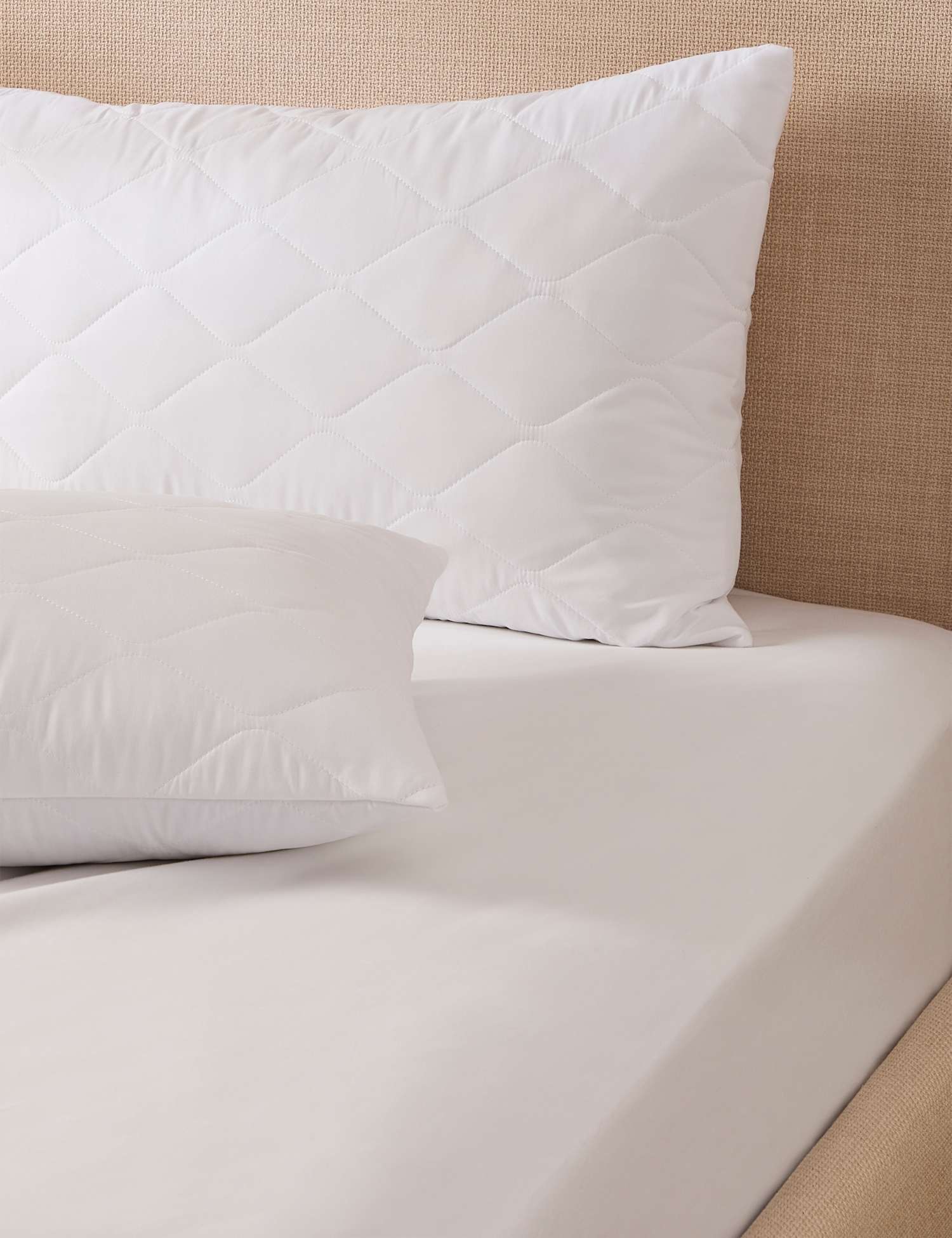 Body Sensor� 2 Pack Body Temperature Control Pillow Protectors White
