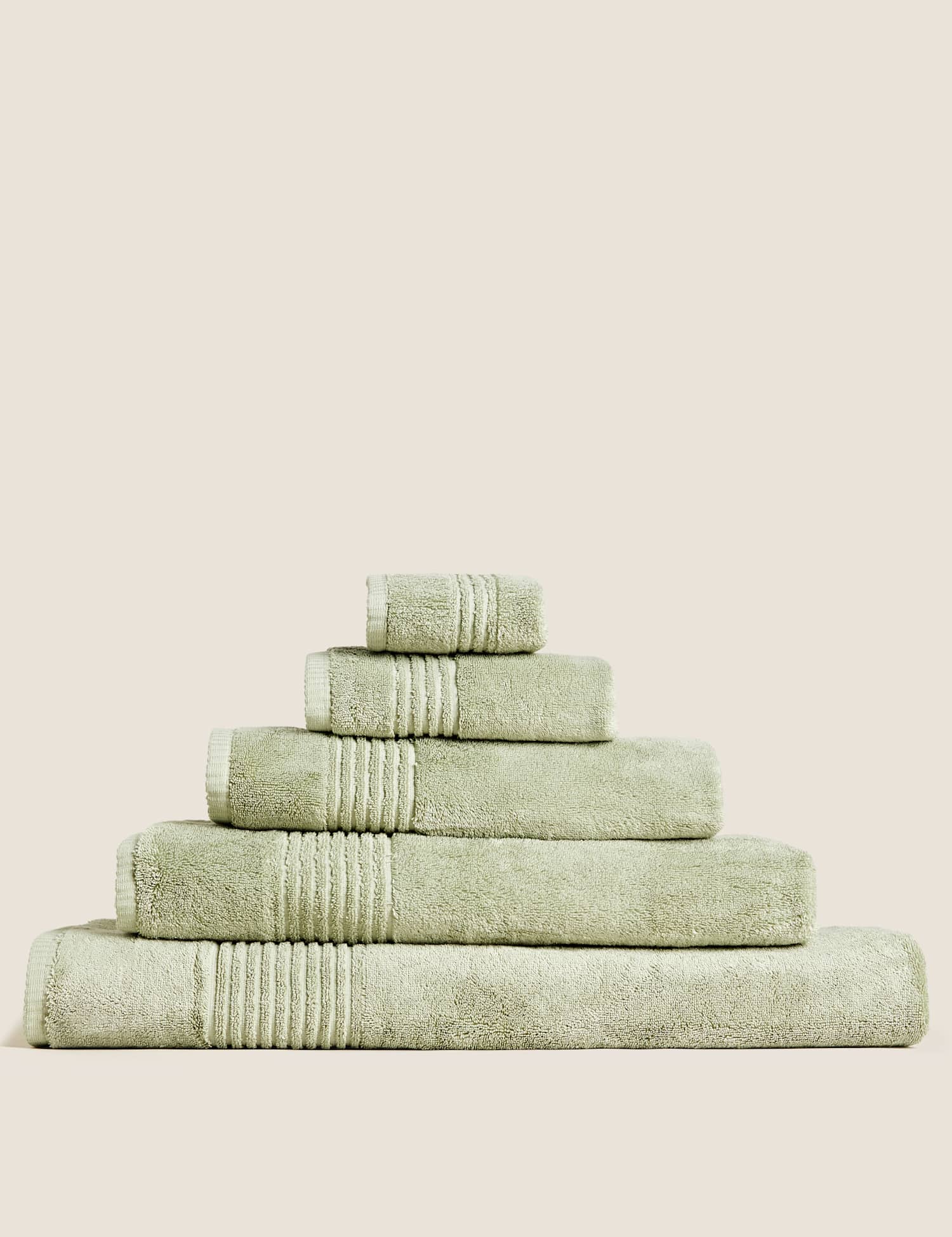 M&S Set of 2 Egyptian Cotton Towels Pistachio