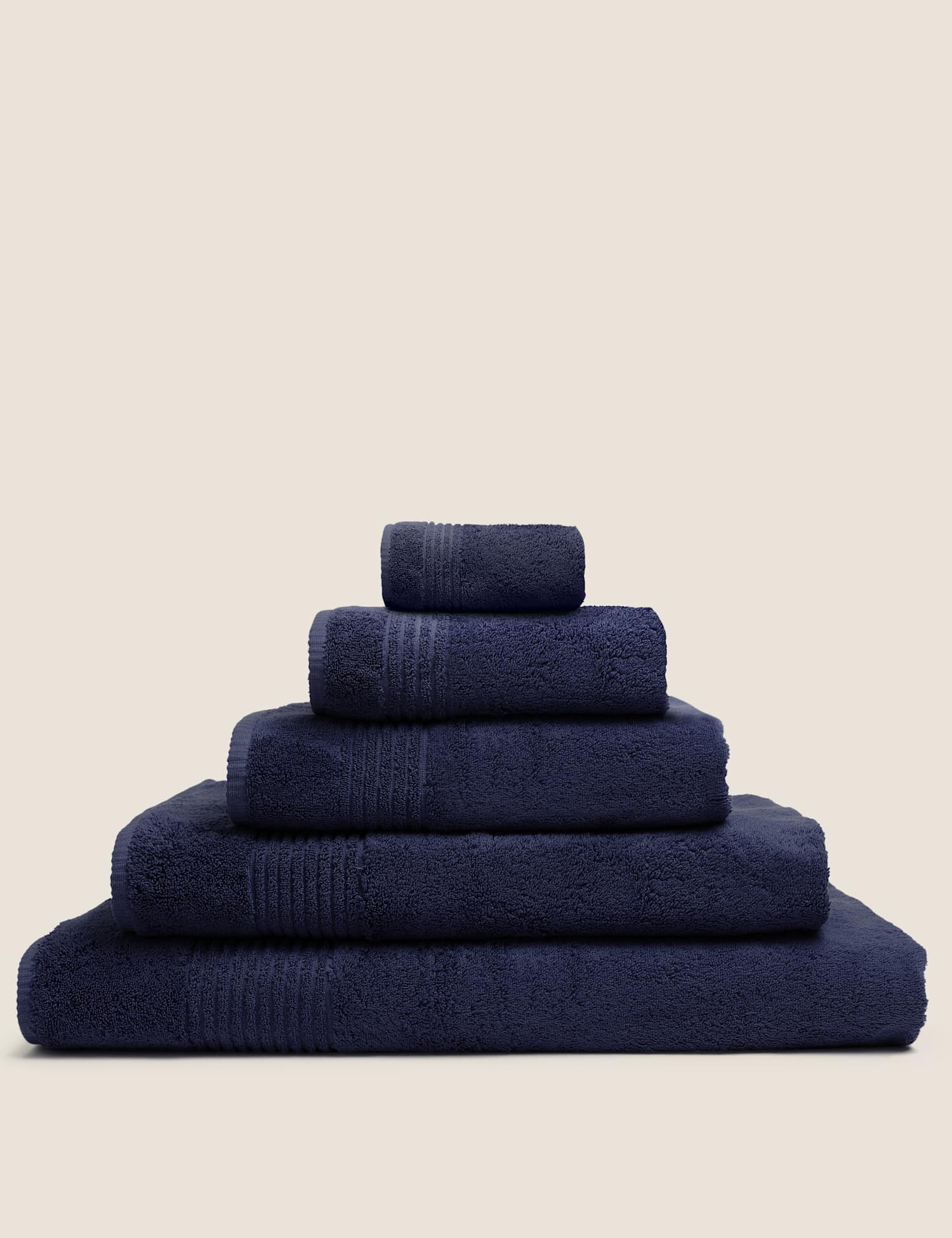 M&S Set of 2 Egyptian Cotton Towels Navy