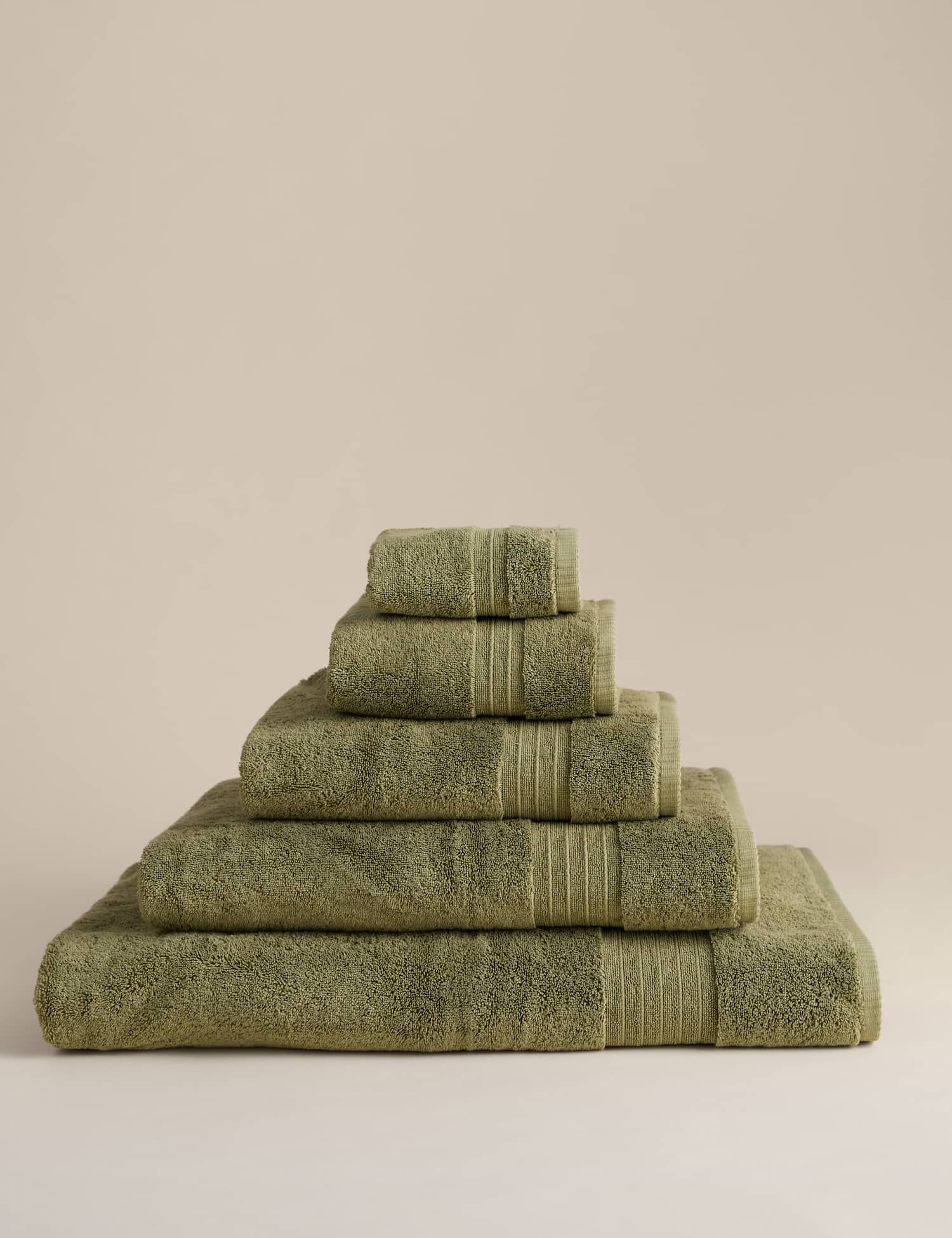 M&S Egyptian Cotton Towel Fern