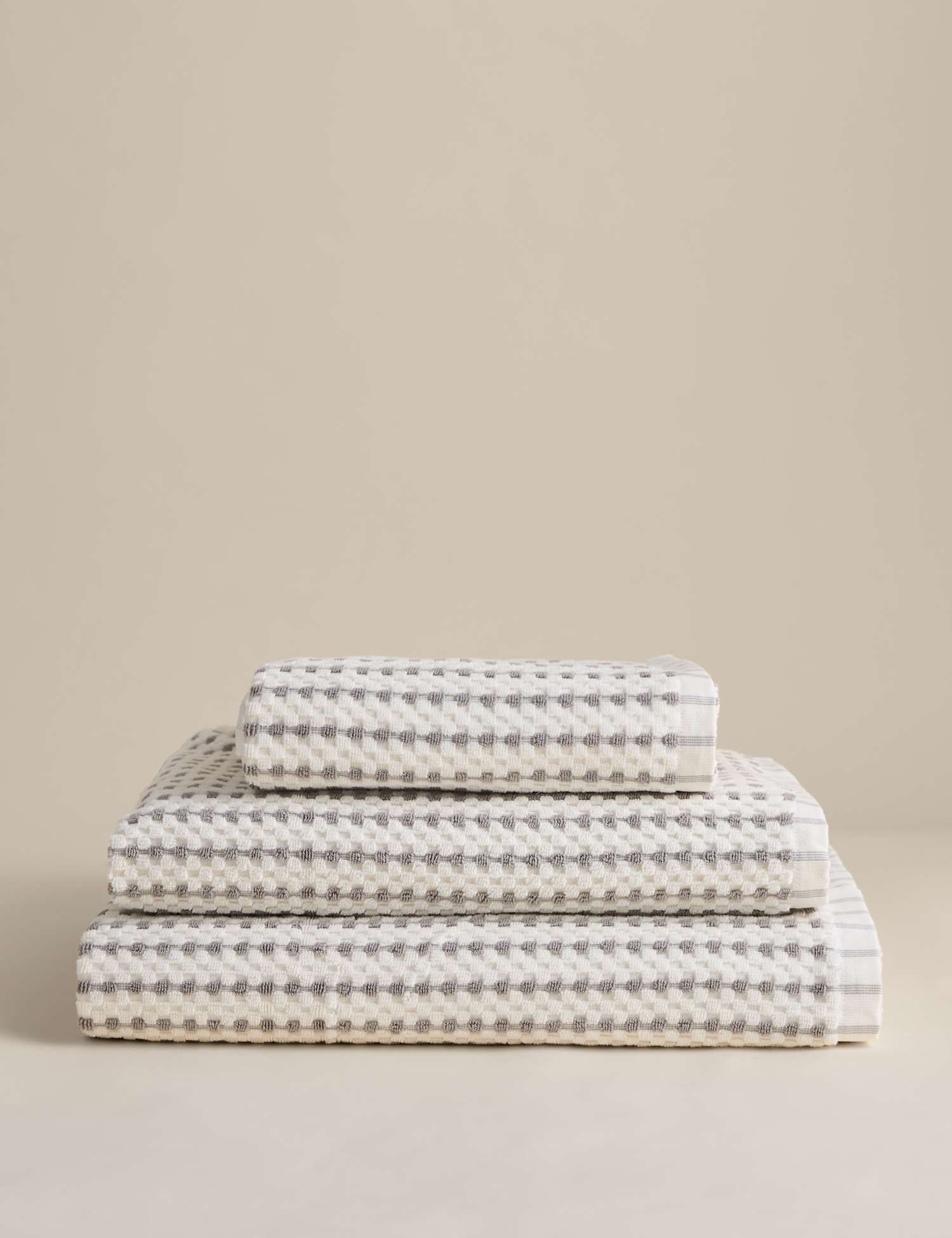 M&S Pure Cotton Spotty Striped Towel Marble