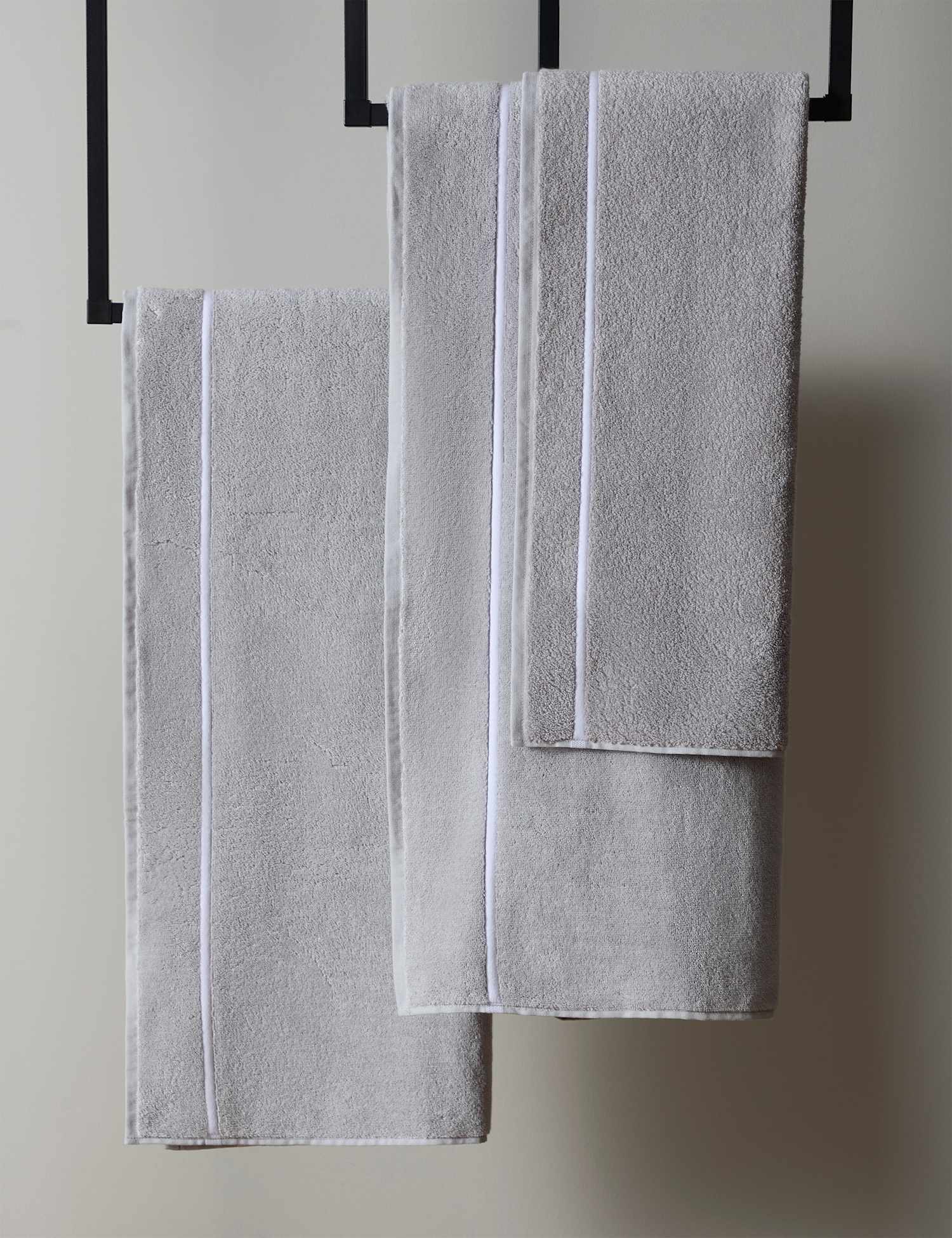 M&S X Kelly Hoppen Beretta Stitch Towel Grey/White