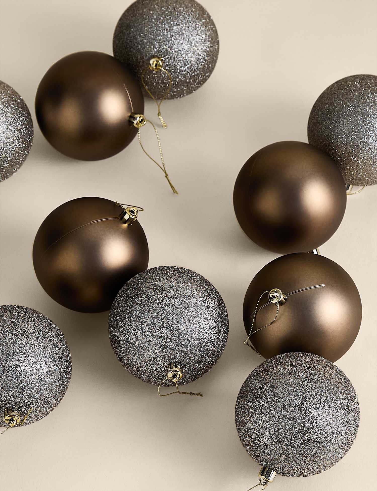 M&S 10 Pack Oversized Shatterproof Baubles Gold