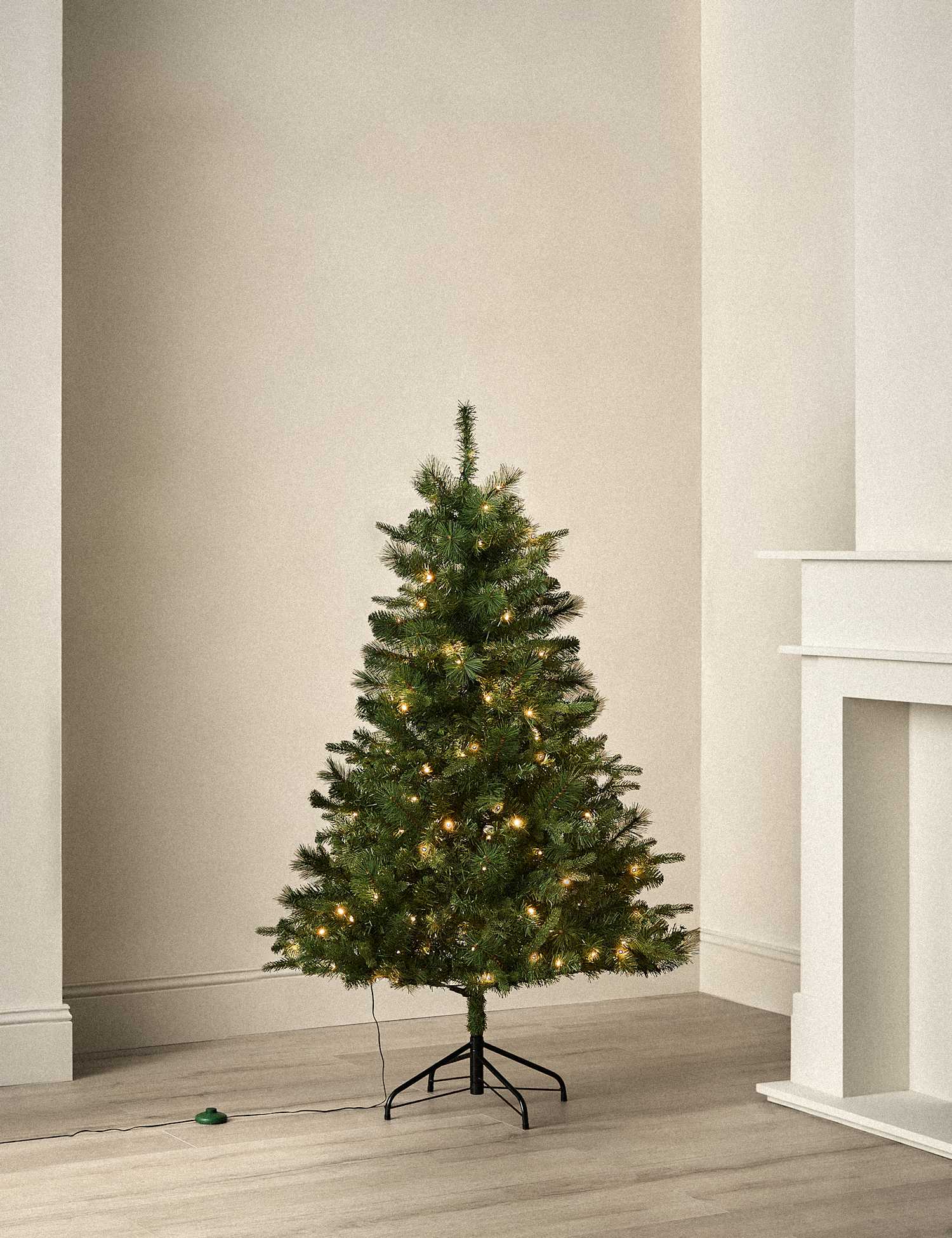 M&S 5ft Pre-Lit Monterey & Scots Pine Artificial Christmas Tree Green