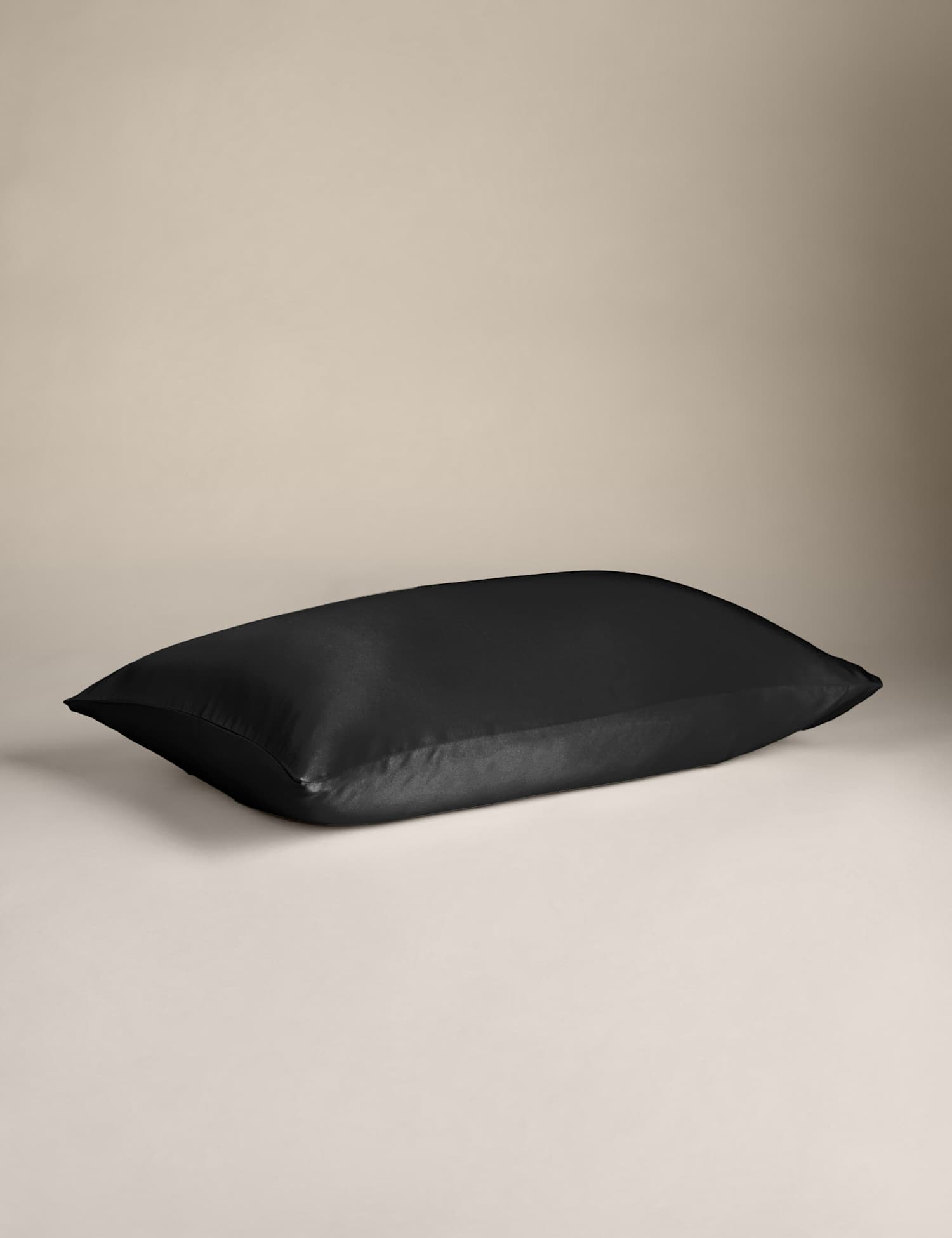 M&S Pure Mulberry Silk Pillowcase Black
